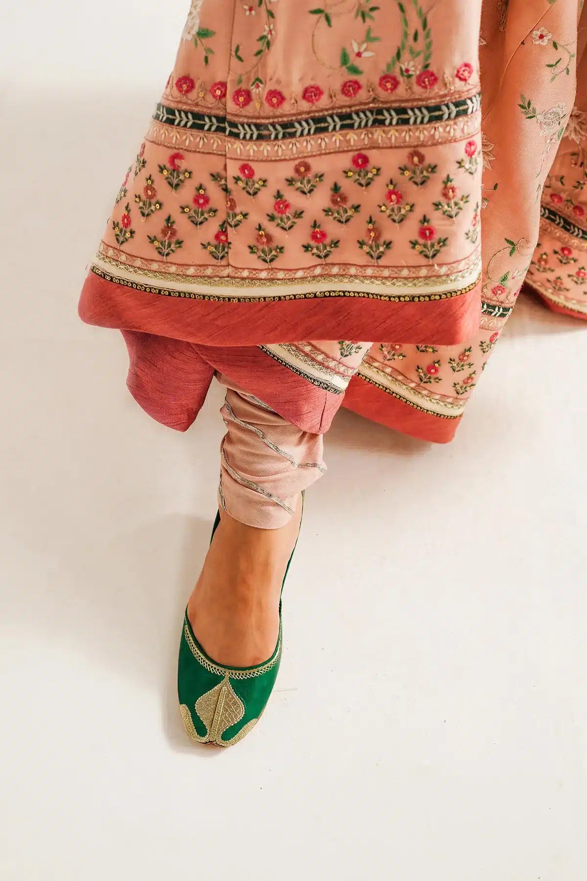 Zara ShahJahan | Winter Shawl 23 | WS23-D2 - House Of Hania