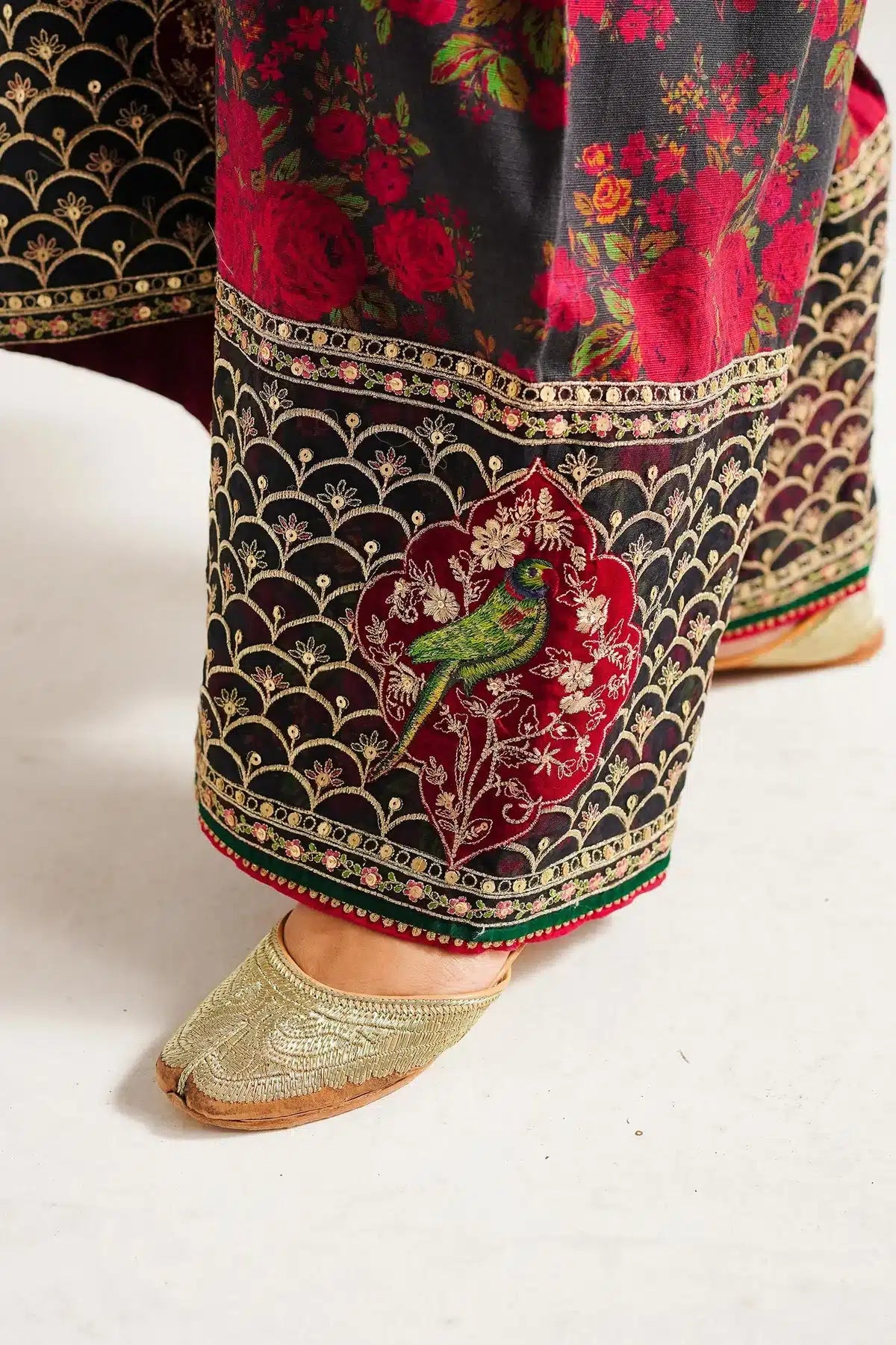 Zara ShahJahan | Winter Shawl 23 | WS23-D3 - House Of Hania
