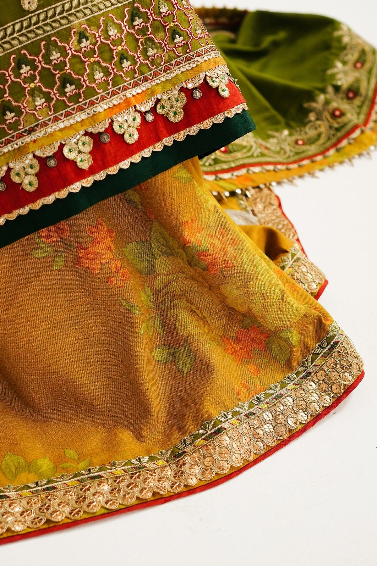 Zara ShahJahan | Winter Shawl 23 | WS23-D6 - House Of Hania