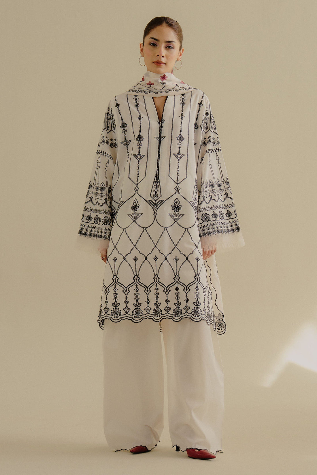 Zara Shahjahan | Coco Lawn 25 | Iris-2B - House Of Hania
