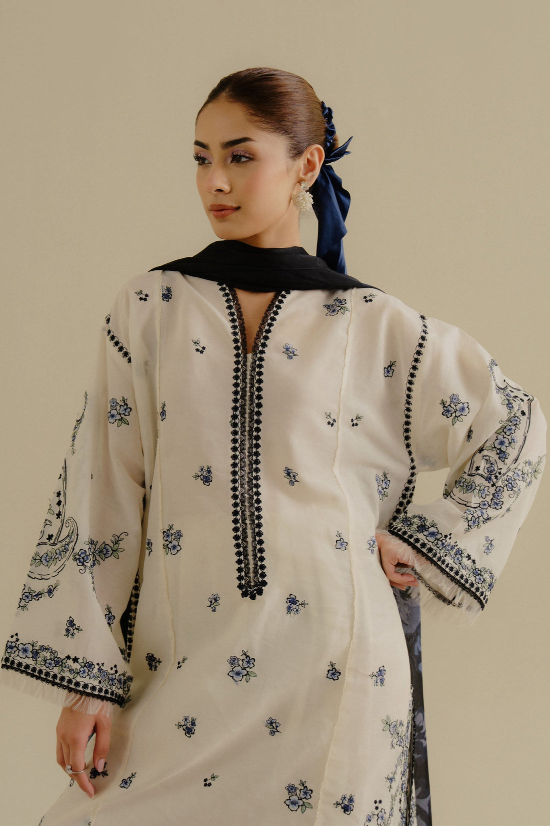 Zara Shahjahan | Coco Lawn 25 | Yana-4A - House Of Hania