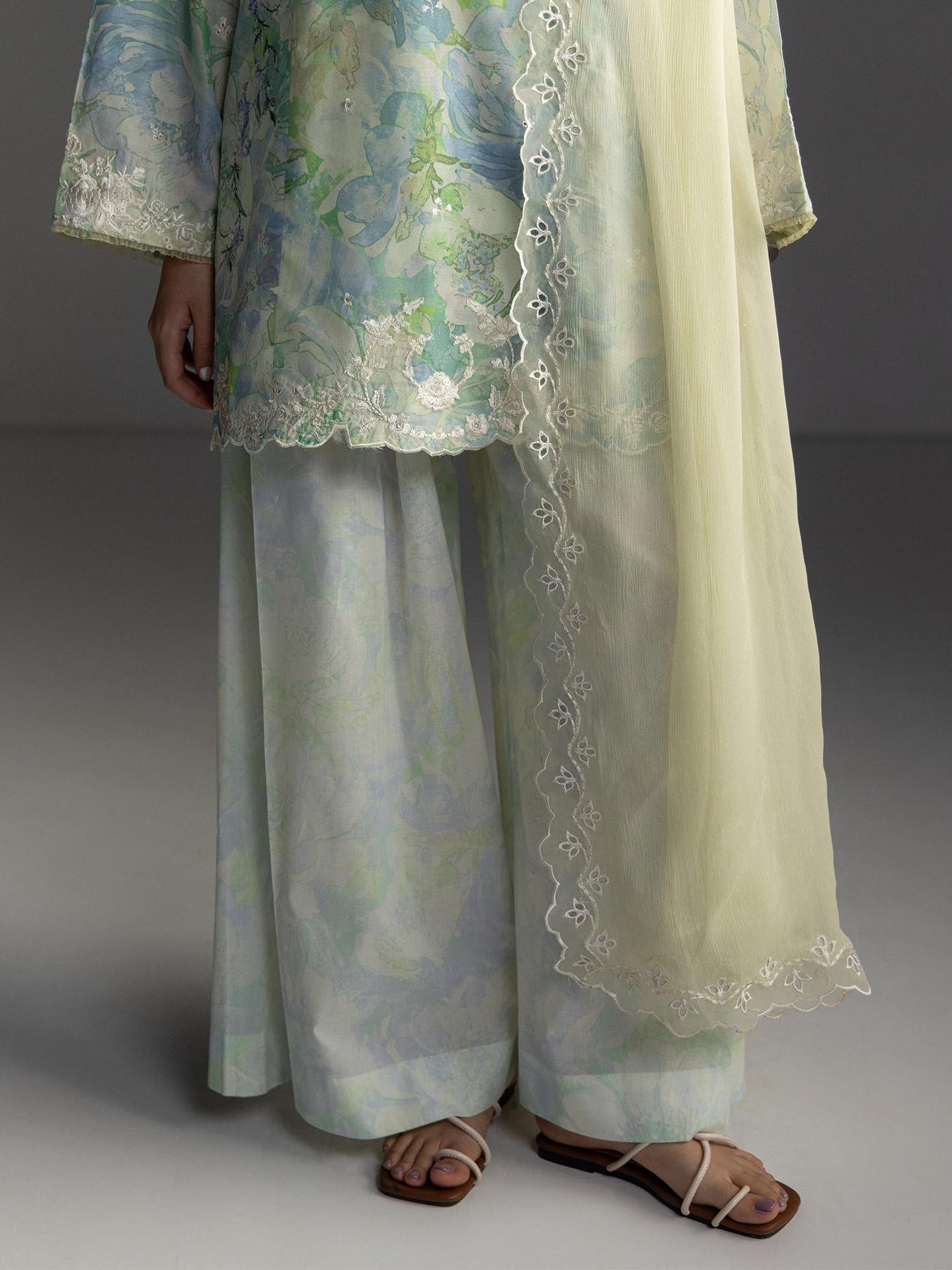 Zara Shahjahan | Coco Lawn 26 | Aira-6A - House Of Hania
