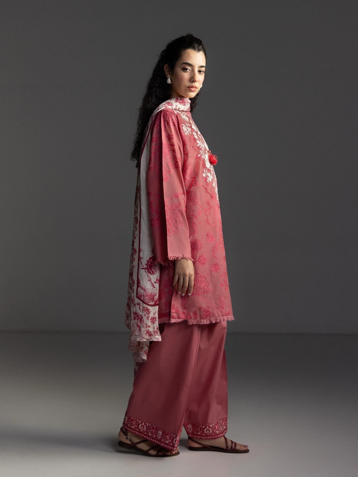 Zara Shahjahan | Coco Lawn 26 | Aviona-3B - House Of Hania