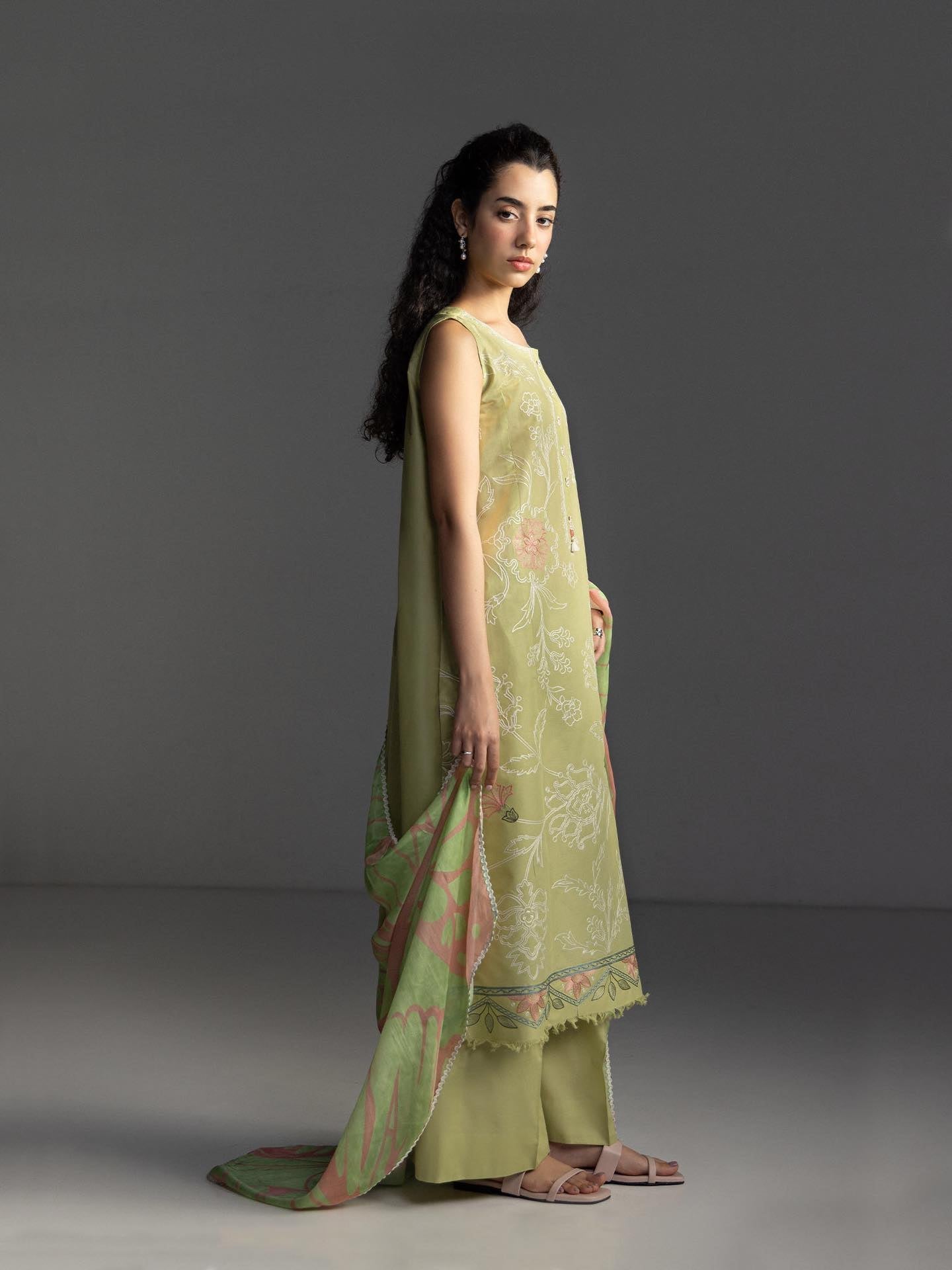 Zara Shahjahan | Coco Lawn 26 | Isla-4B - House Of Hania