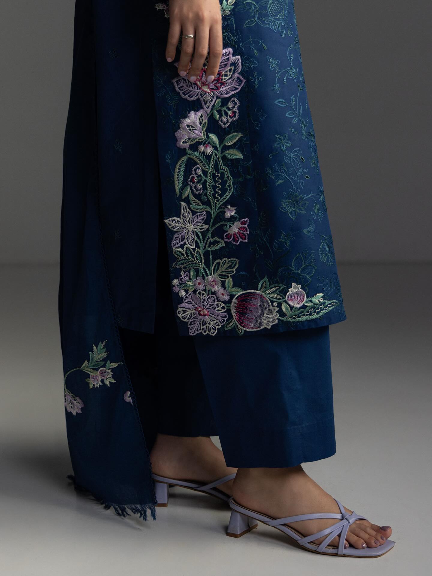 Zara Shahjahan | Coco Lawn 26 | Liora-8A - House Of Hania