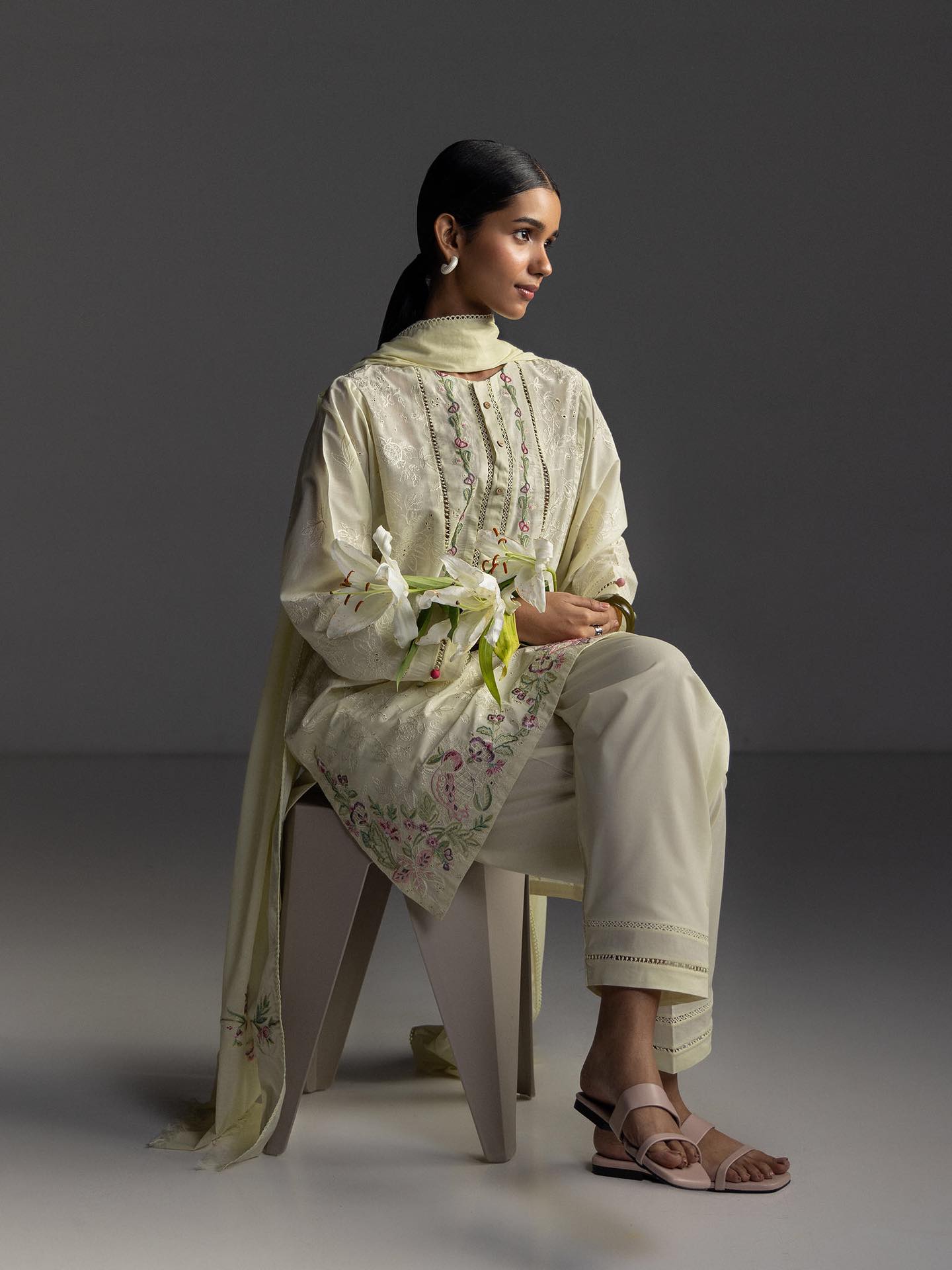 Zara Shahjahan | Coco Lawn 26 | Liora-8B - House Of Hania