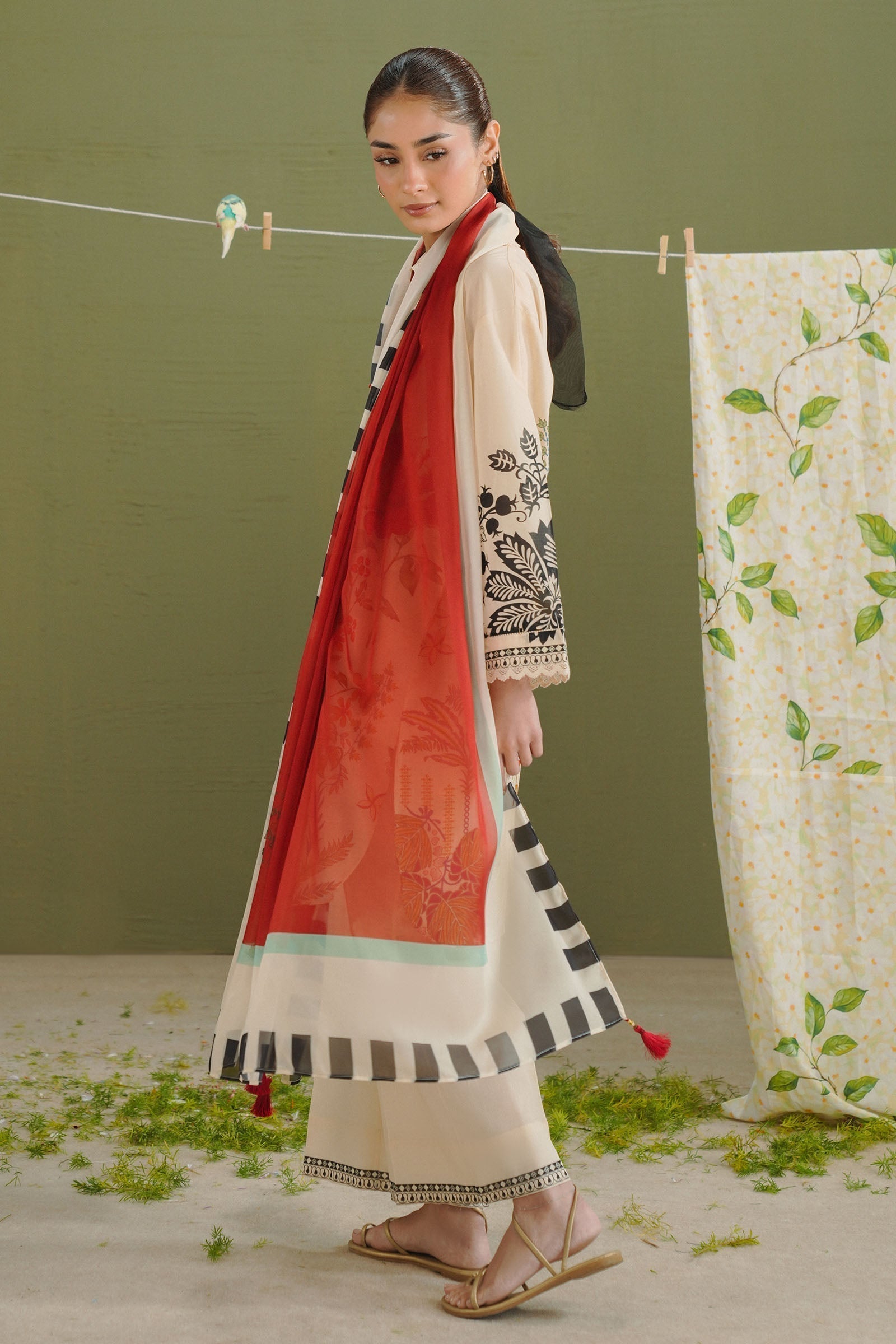 Zara Shahjahan | Coco Prints 26 | Vera-3A - House Of Hania