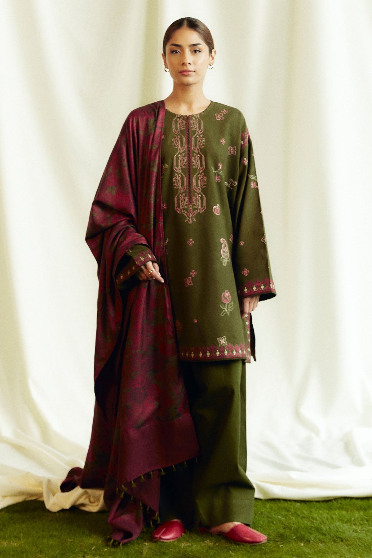 Zara Shahjahan | Coco Winter 24 | Amethyst-8B - House Of Hania