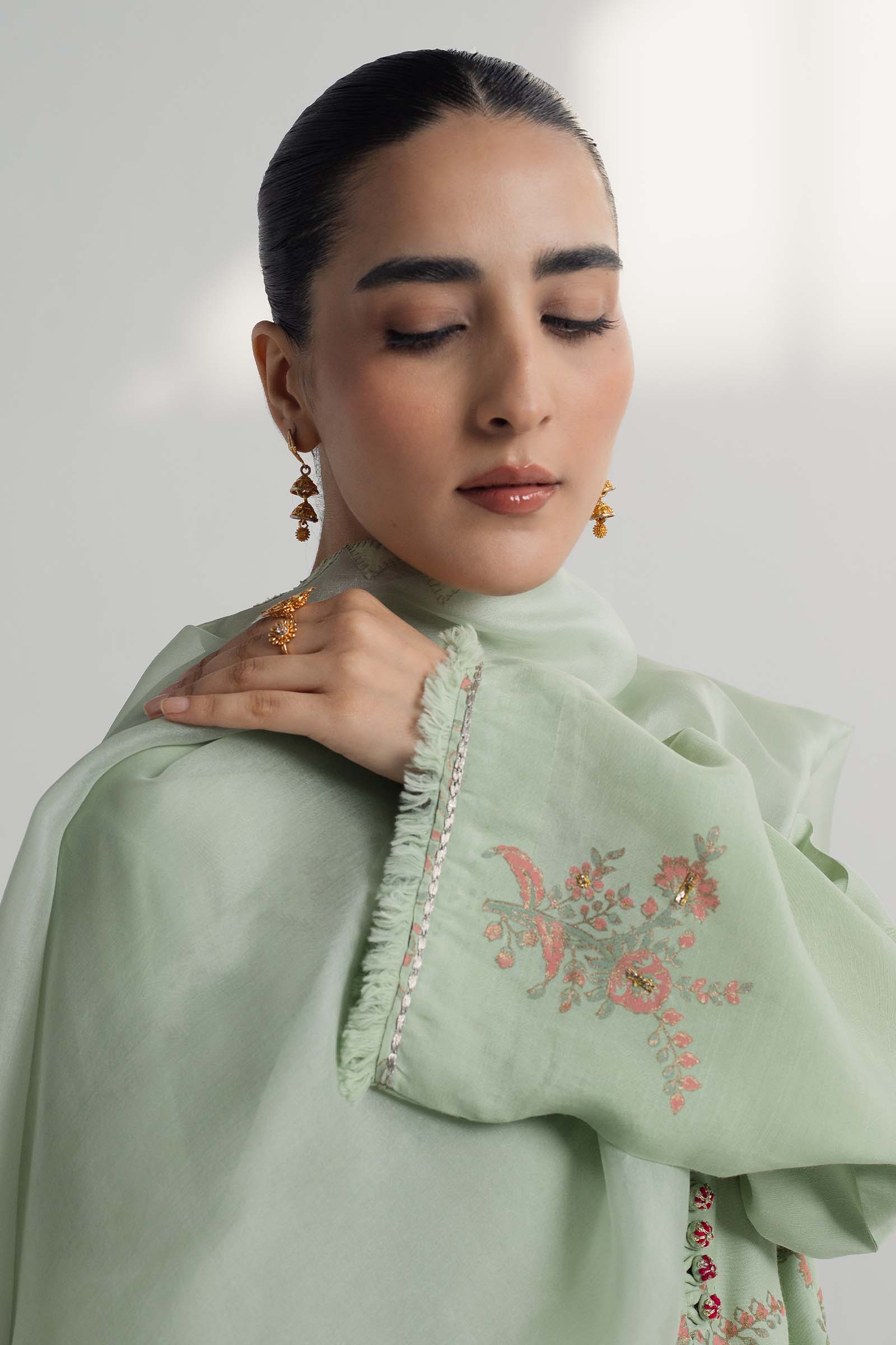 Zara Shahjahan | Handcrafted Suits | ZHC-047 - House Of Hania