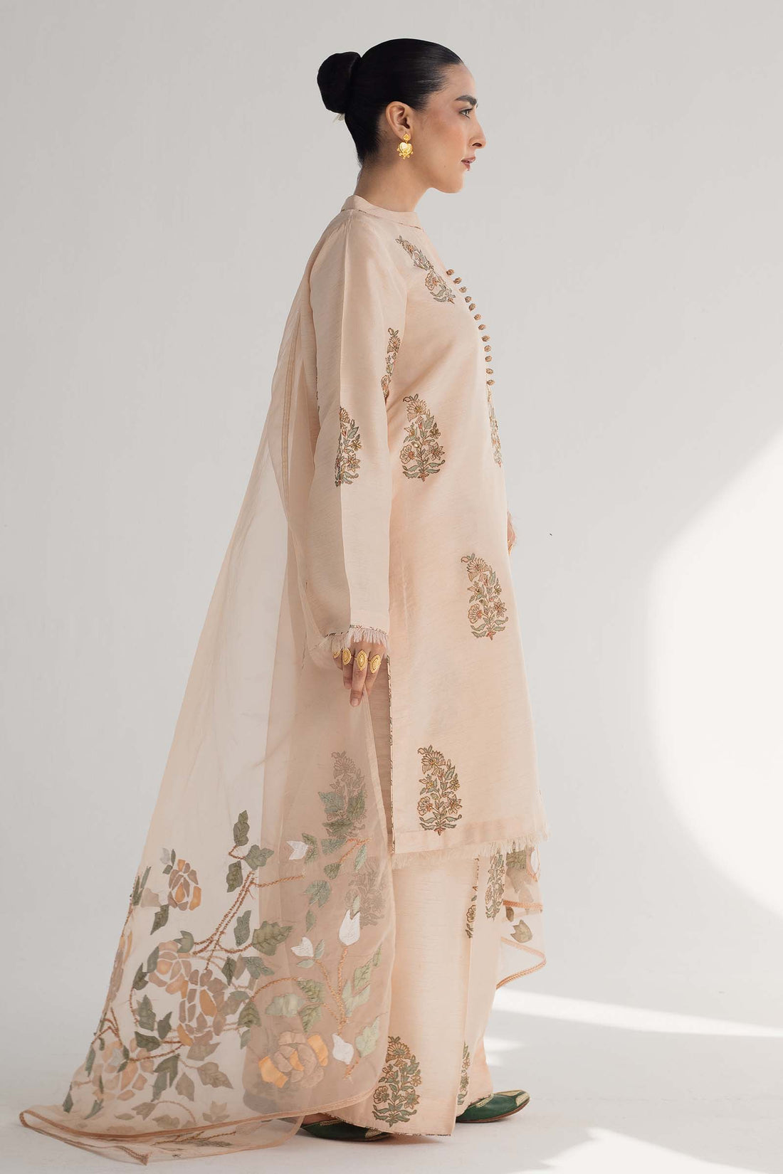 Zara Shahjahan | Handcrafted Suits | ZHC-049 - House Of Hania