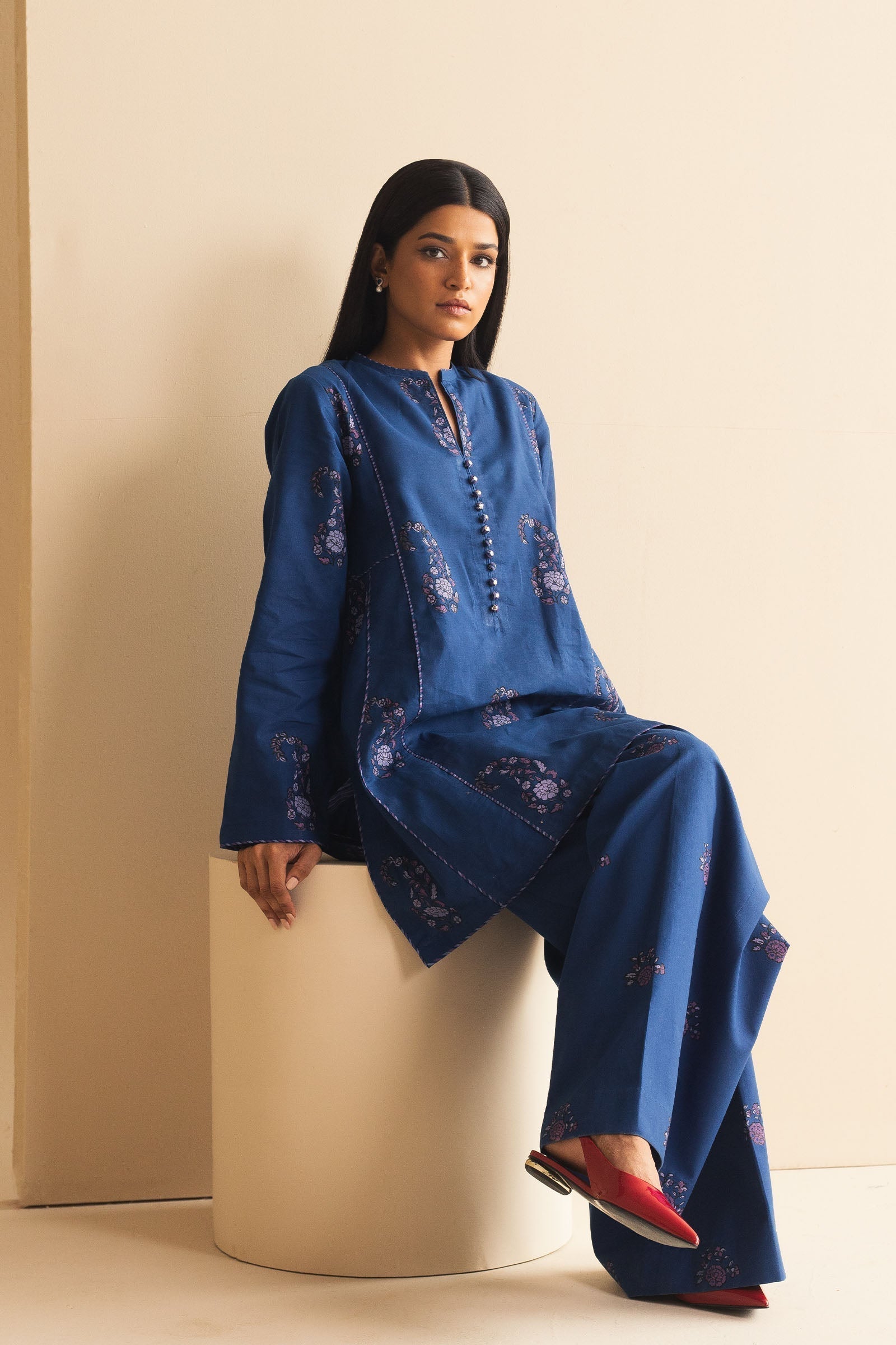 Zara Shahjahan | Handcrafted Suits | ZHC-056 - House Of Hania