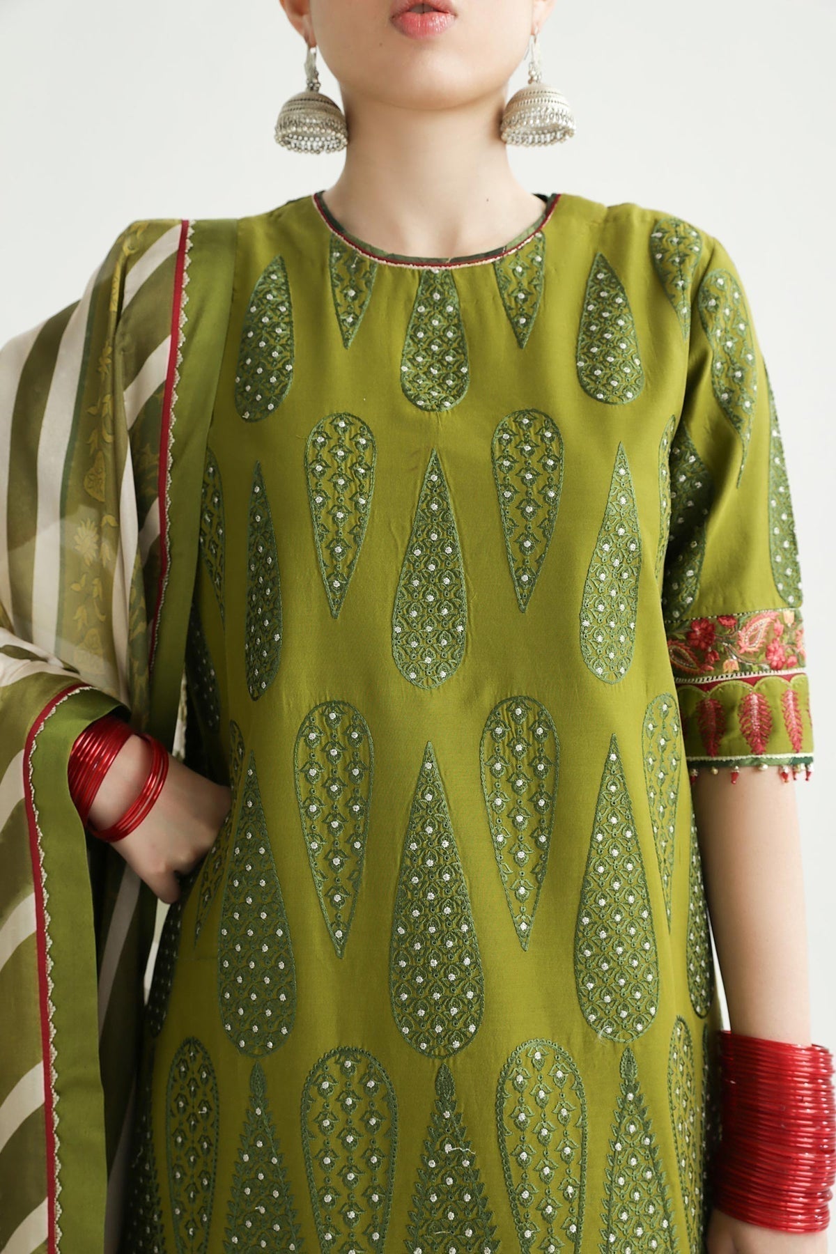 Zara Shahjahan | Luxury Lawn 24 | AAINA-8B - House Of Hania