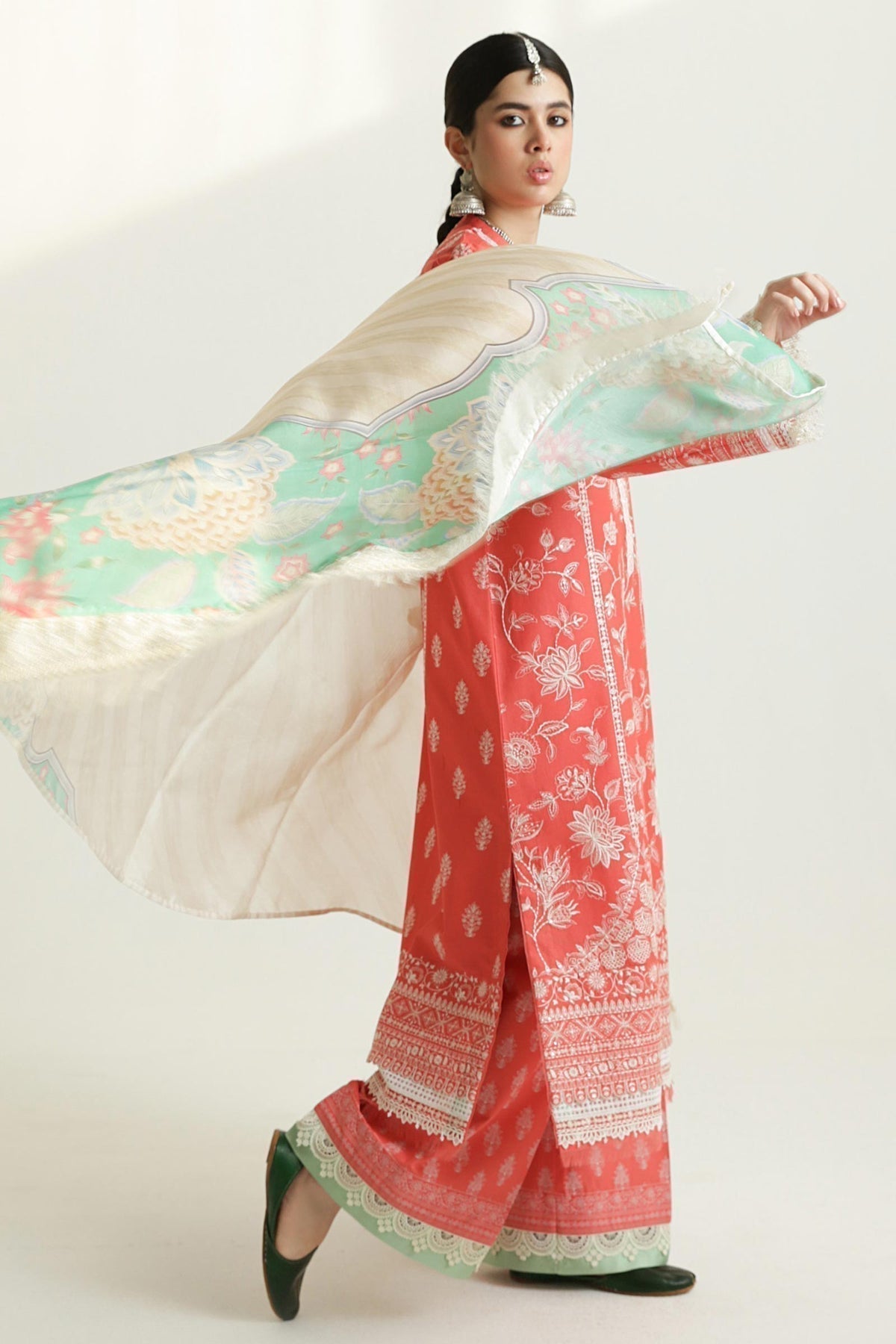 Zara Shahjahan | Luxury Lawn 24 | MAHI-1A - House Of Hania