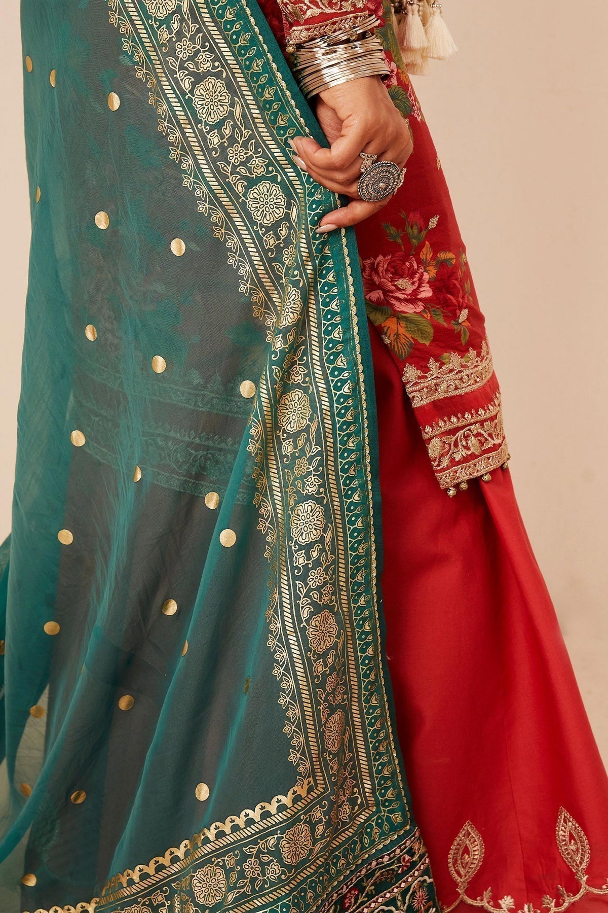 Zara Shahjahan | Luxury Lawn 24 | PHOOL KARI-13B - House Of Hania