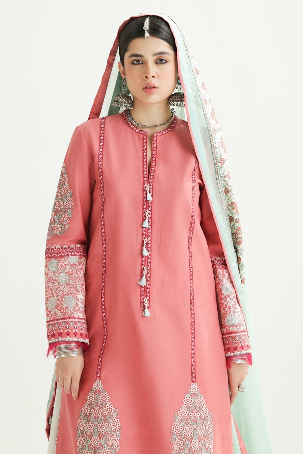 Zara Shahjahan | Luxury Lawn 24 | SANDAL-10B - House Of Hania