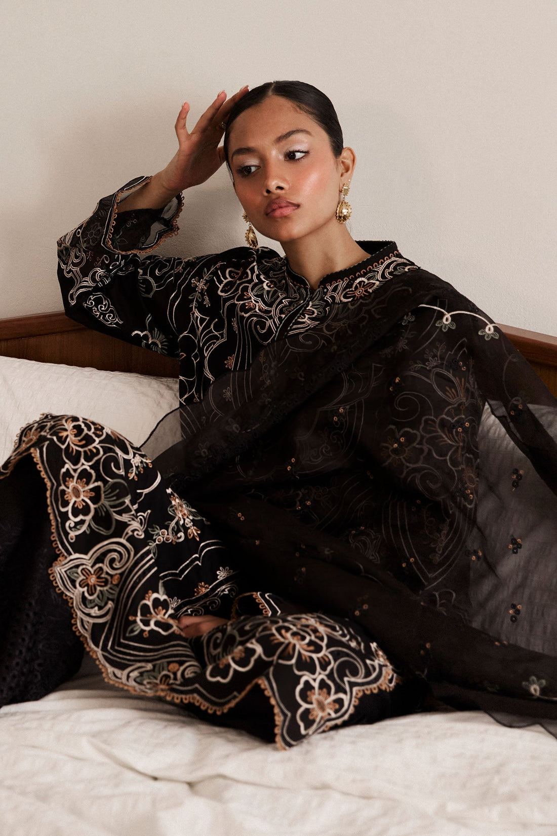 Zara Shahjahan | Satori 25 | Shizumi-4A - House Of Hania