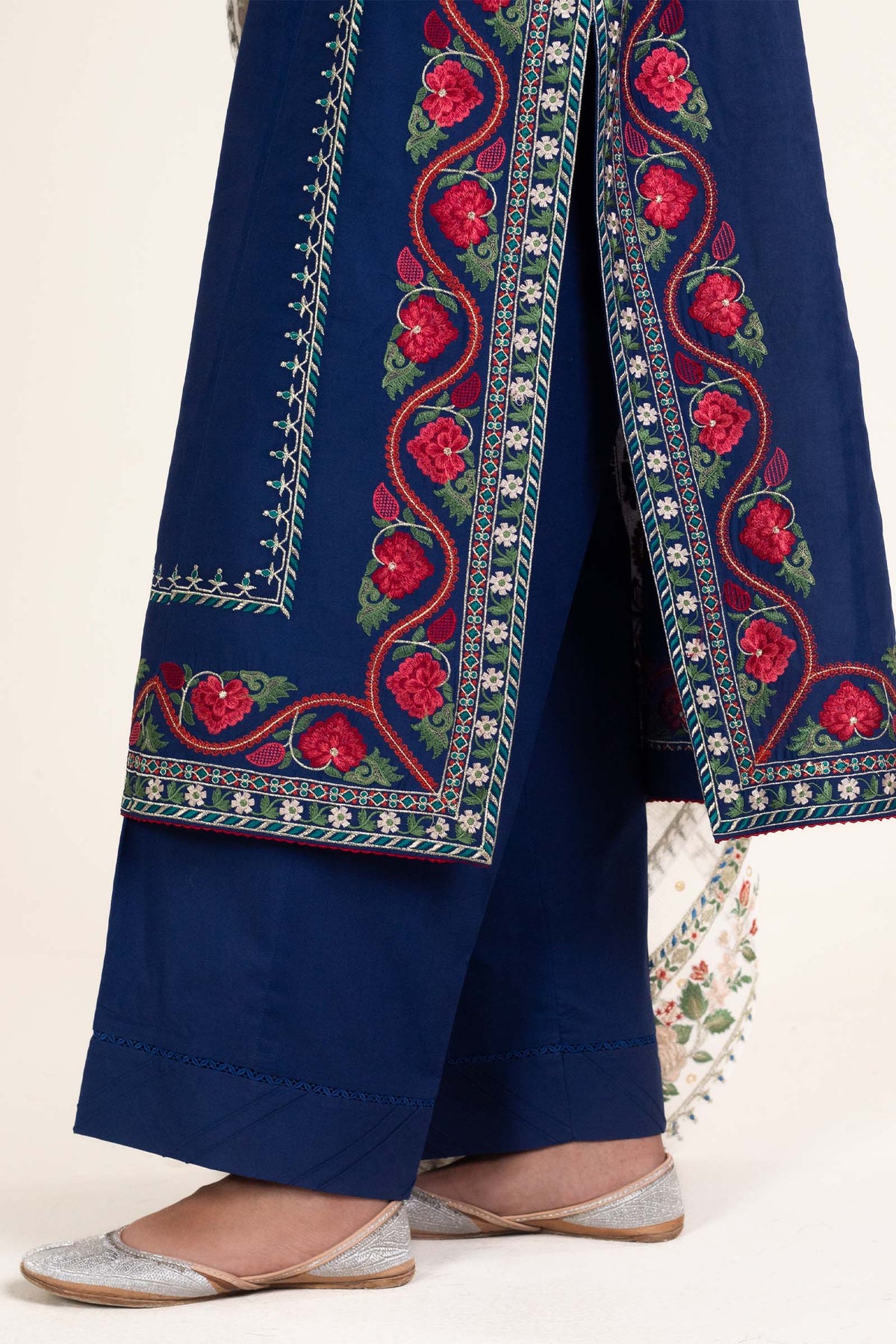 Zara Shahjahan | Stitched Lawn 24 | SL-JIYA-6B - House Of Hania