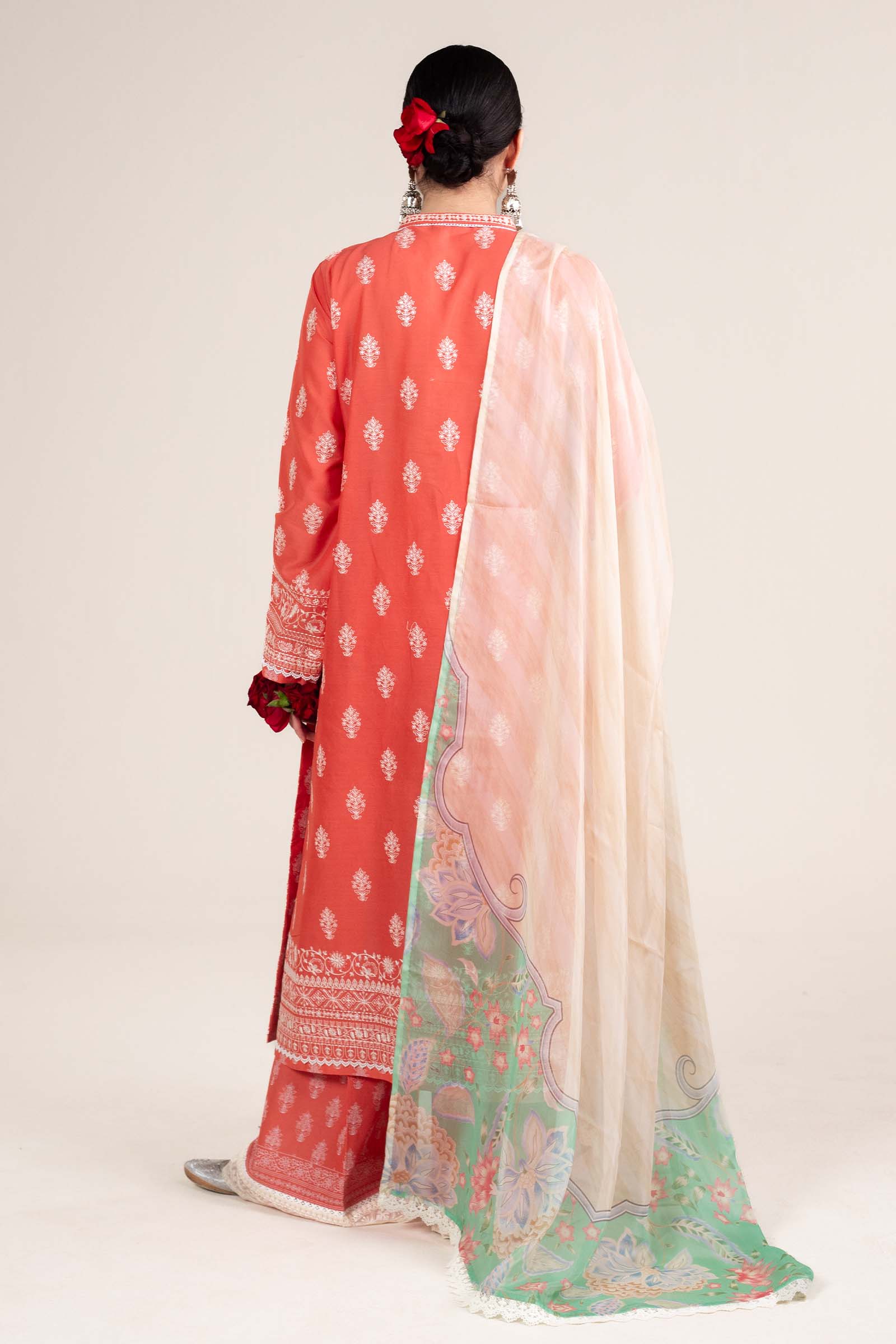 Zara Shahjahan | Stitched Lawn 24 | SL-MAHI-1A - House Of Hania