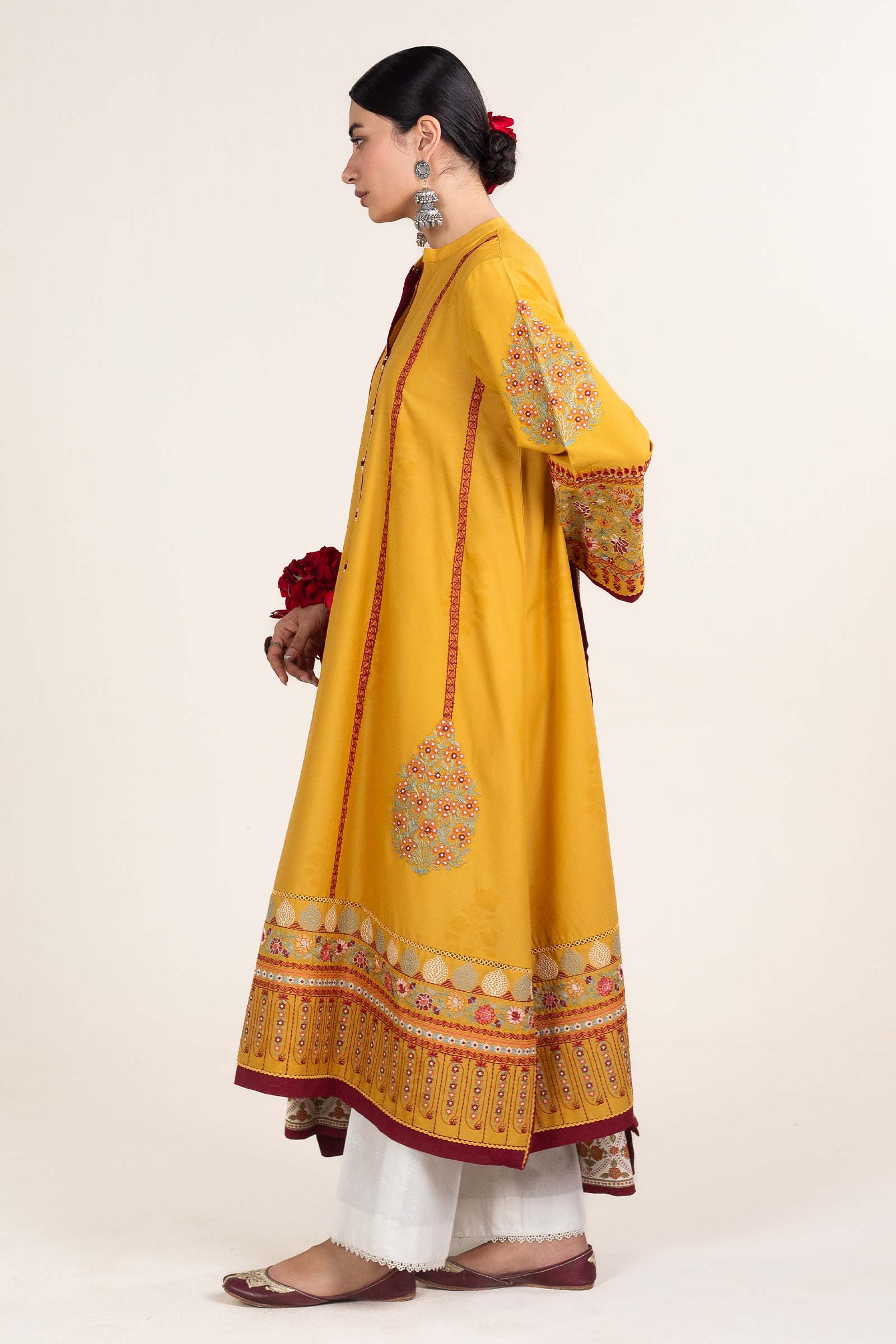 Zara Shahjahan | Stitched Lawn 24 | SL-SANDAL-10A - House Of Hania