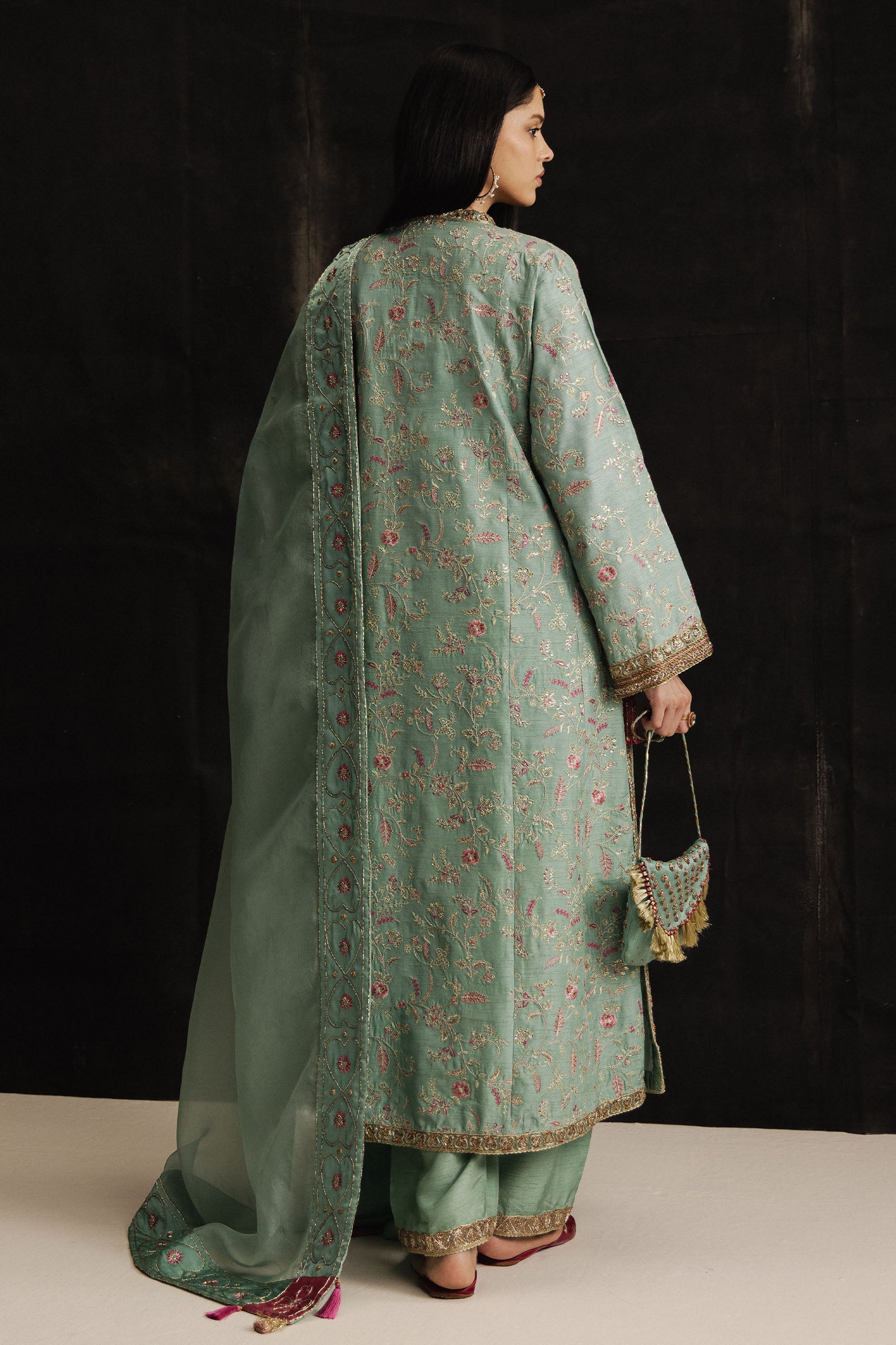 Zara Shahjahan | Studio Portraits | Anaya - House Of Hania