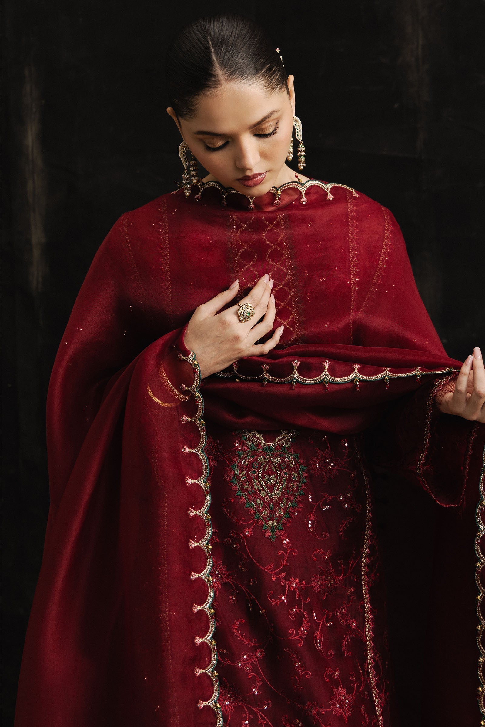 Zara Shahjahan | Studio Portraits | Baila - House Of Hania