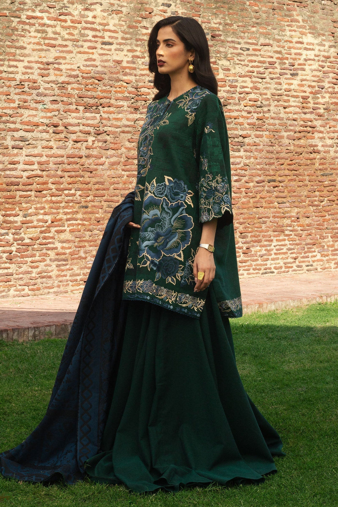 Zara Shahjahan | Winter 24 |  MINA-D7 - House Of Hania