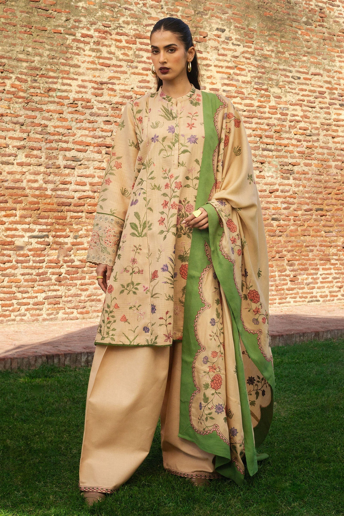 Zara Shahjahan | Winter 24 |  NEGAH-D3 - House Of Hania