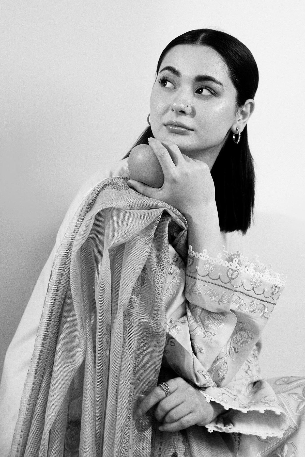 Zara Shahjahan - Zoya 8A - House Of Hania