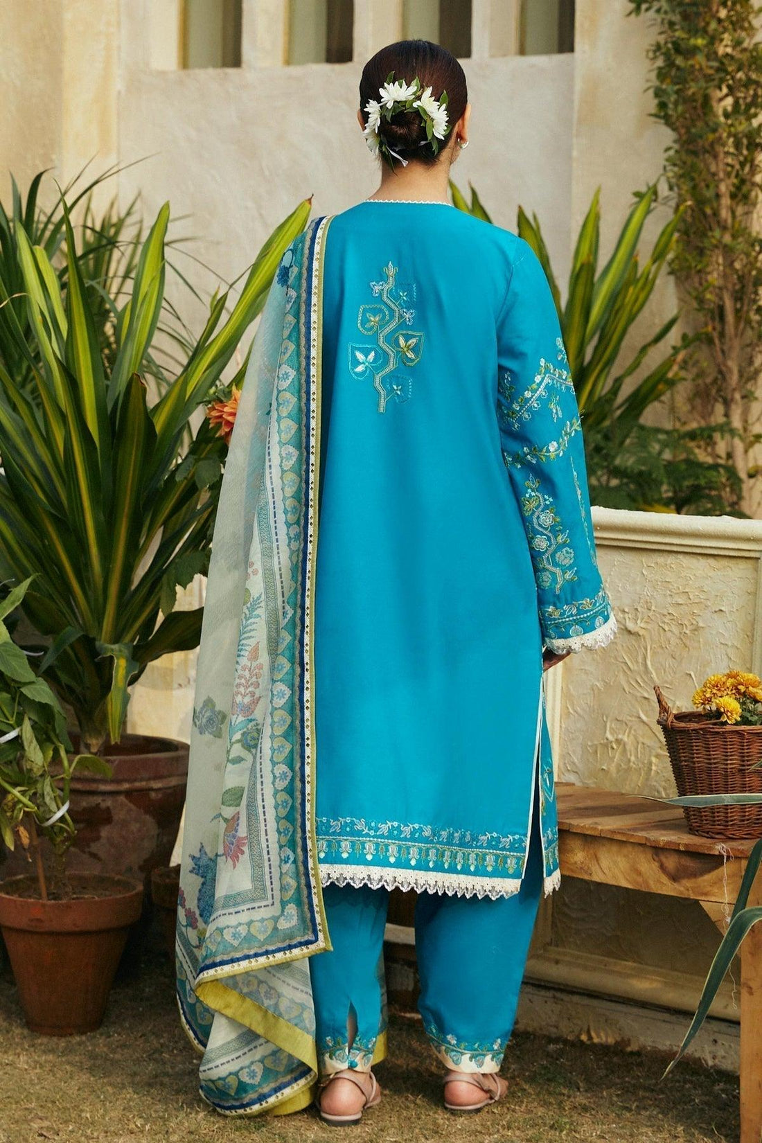 Zara Shahjahan - Zoya 8B - House Of Hania