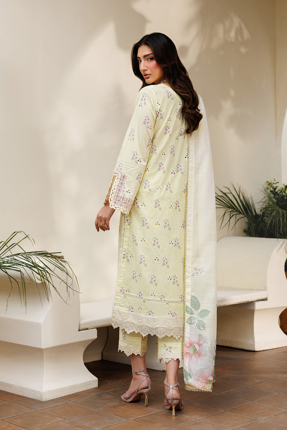 Zarif | Amani Eid Lawn 26 | ZL-RTW-26 DAAHR - House Of Hania