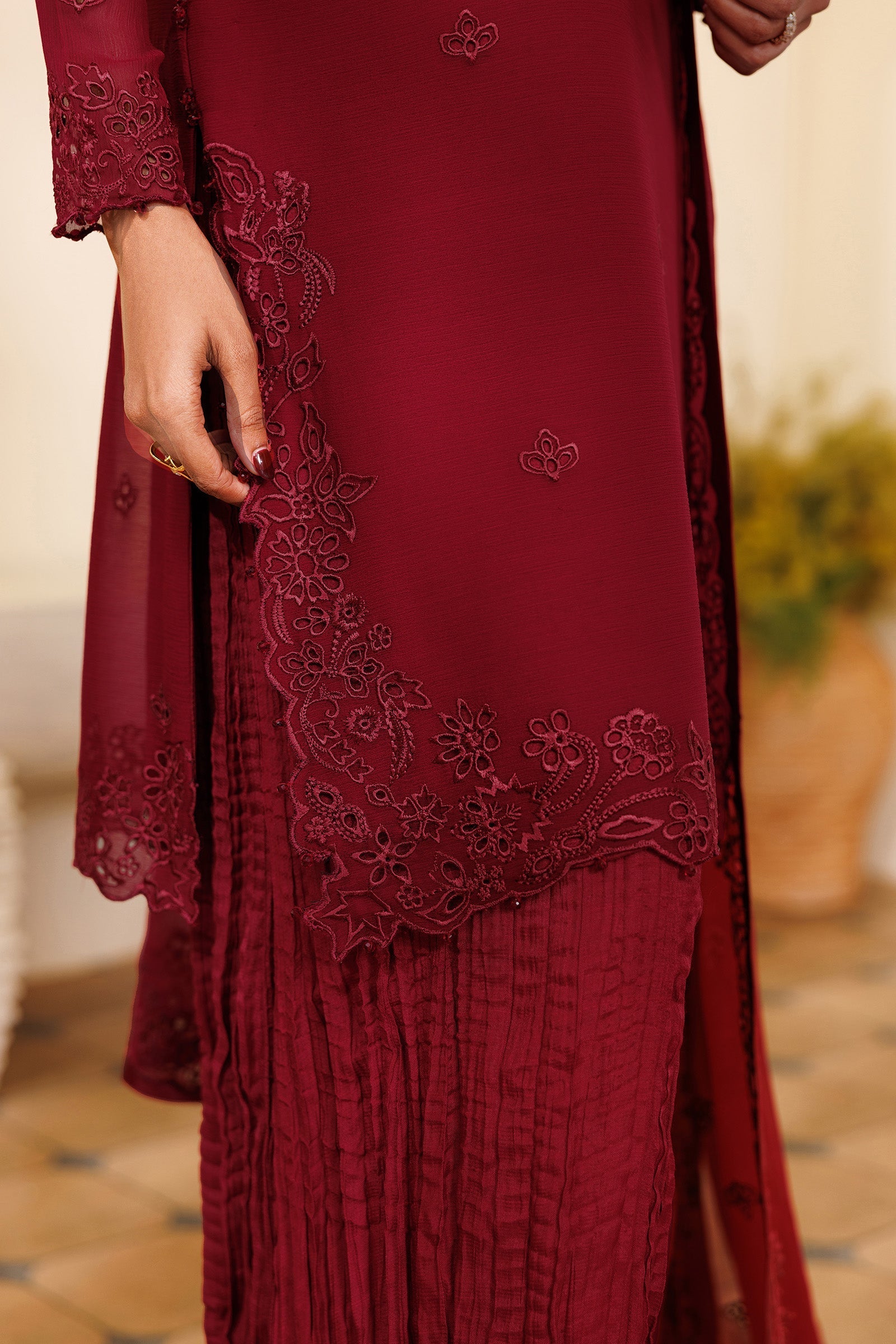 Zarif | Exclusive Eid Pret'26 | ZRF-EMC 22 - House Of Hania