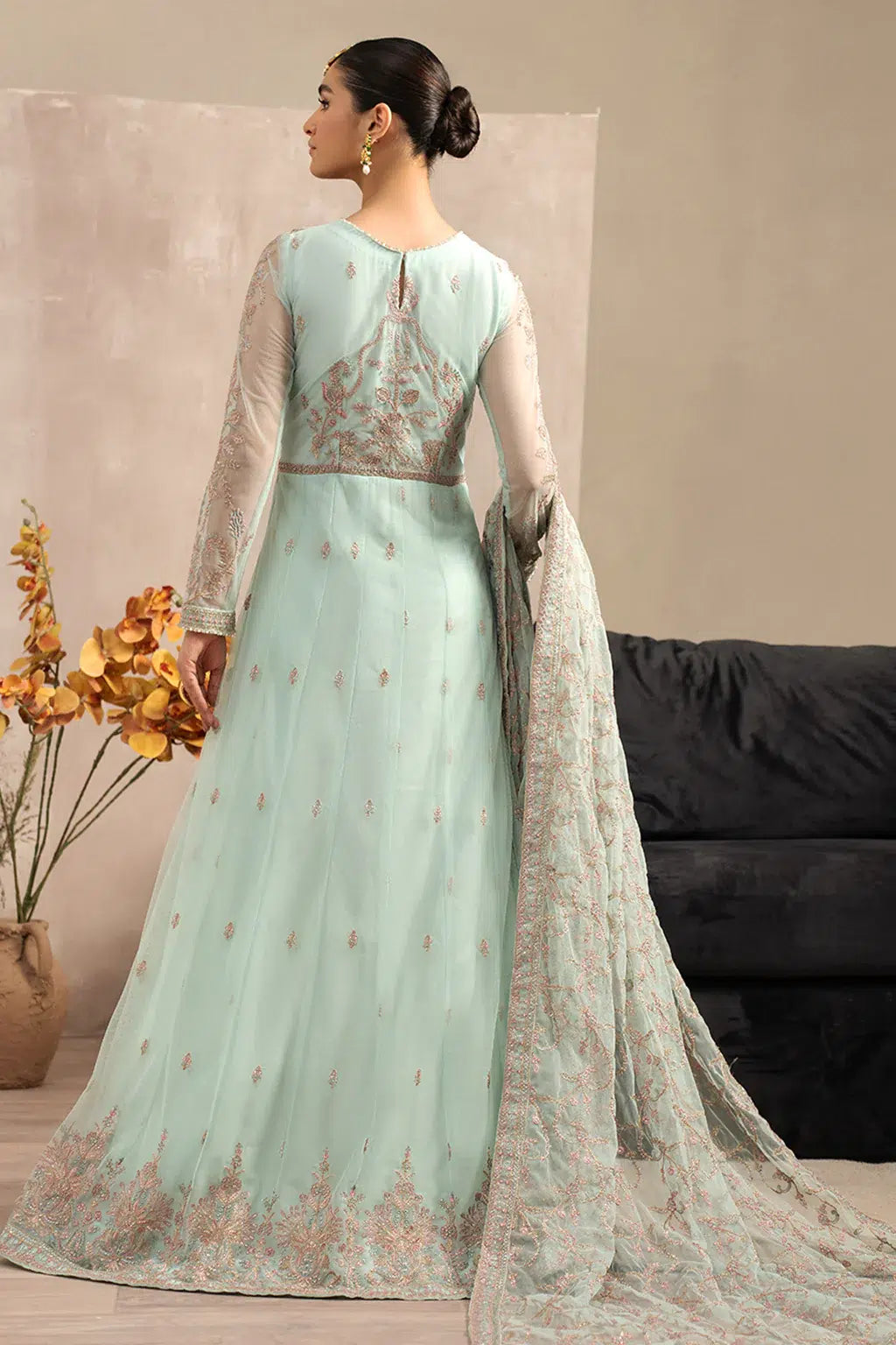 Zarif | Naqsh Festive Formals 23 | ZRN 03 SOPHIE - House Of Hania