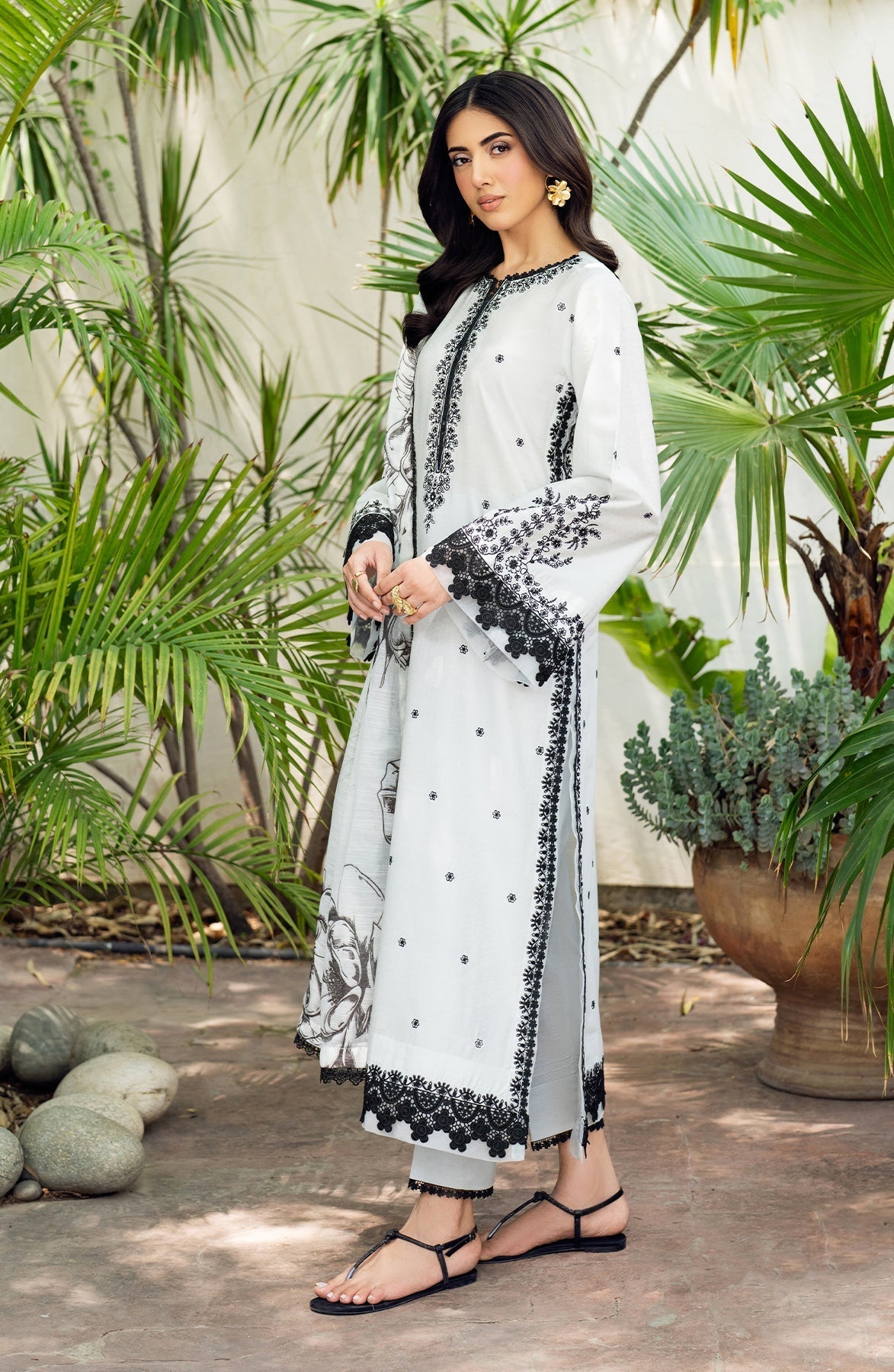 Zarif | Nura Textured Lawn 25 | REEHA - House Of Hania