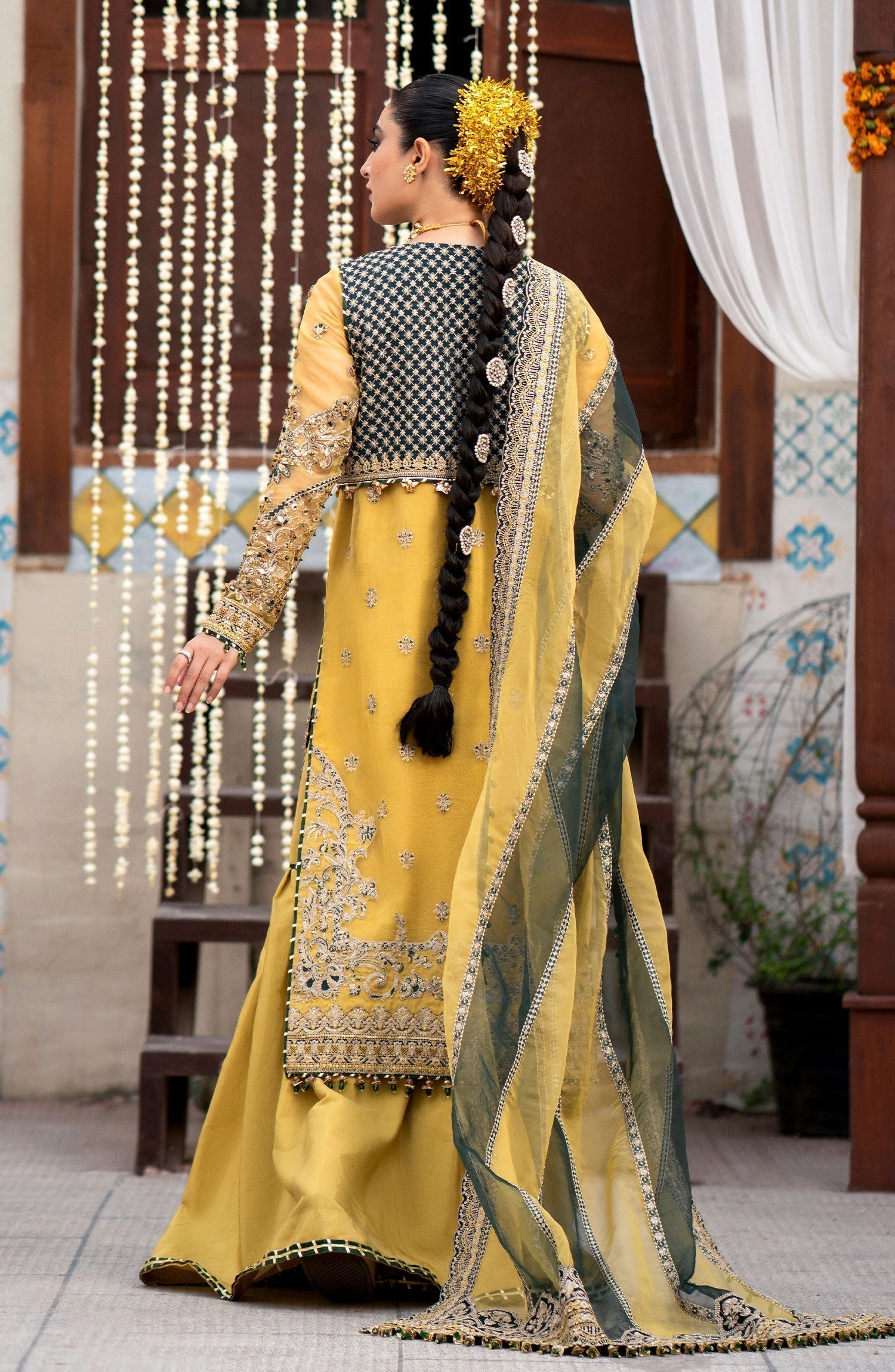 Zarin by Eleshia Embroidered Organza 3Pc Suit D-05 Oriana - House Of Hania
