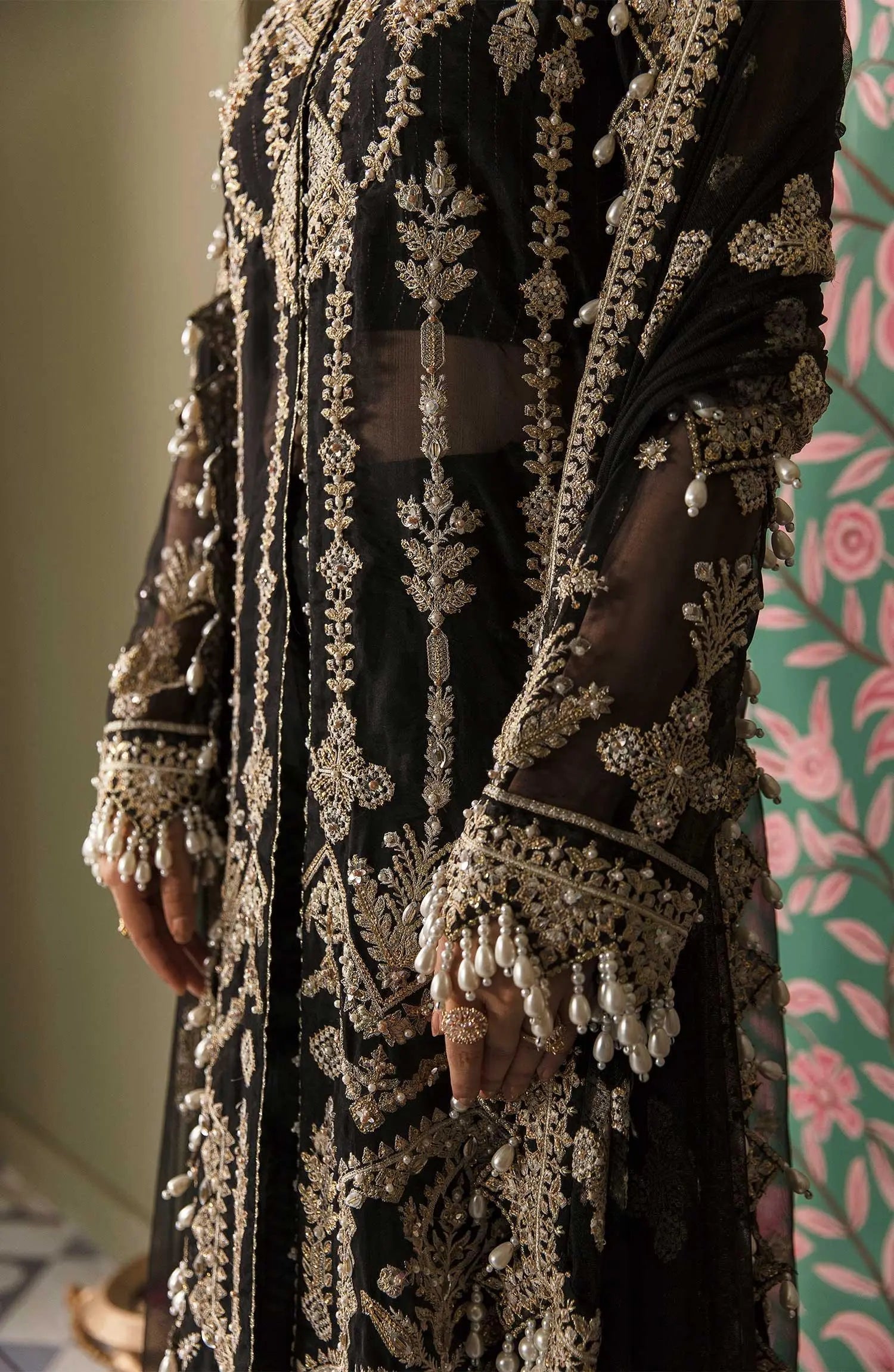 Zarin by Eleshia Unstitched Embroidered Organza 3Pc Suit - KABEERA - House Of Hania