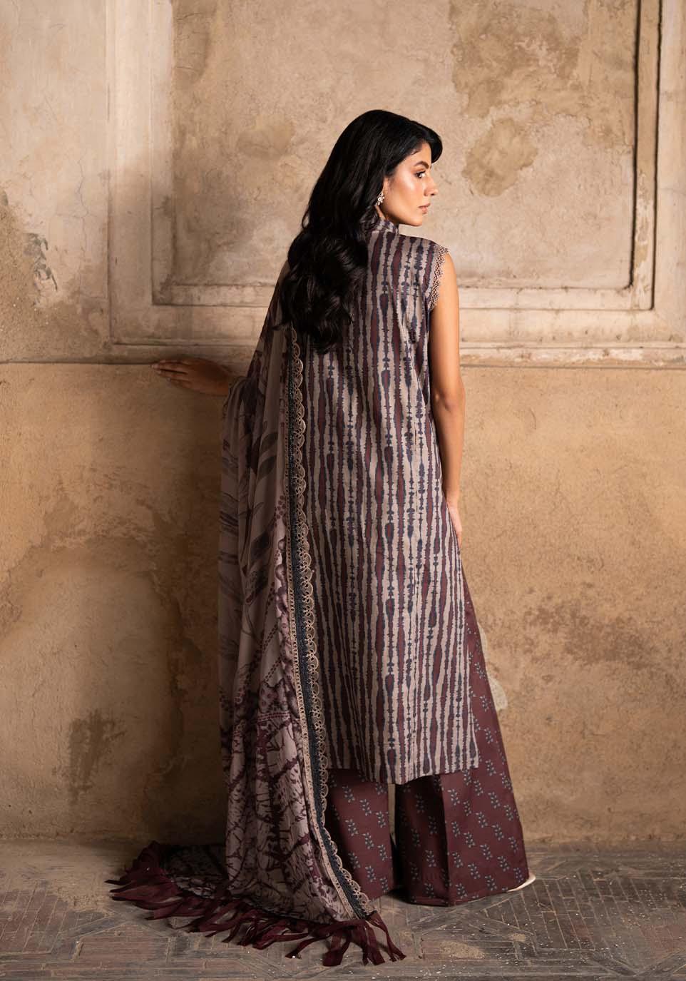 Zarqash | Luxe Lawn 26 | ZQL0015 - House Of Hania