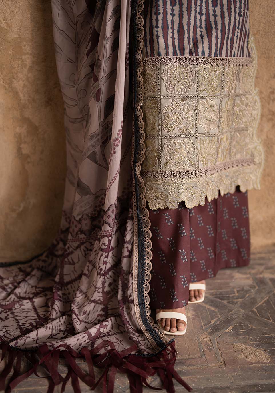Zarqash | Luxe Lawn 26 | ZQL0015 - House Of Hania