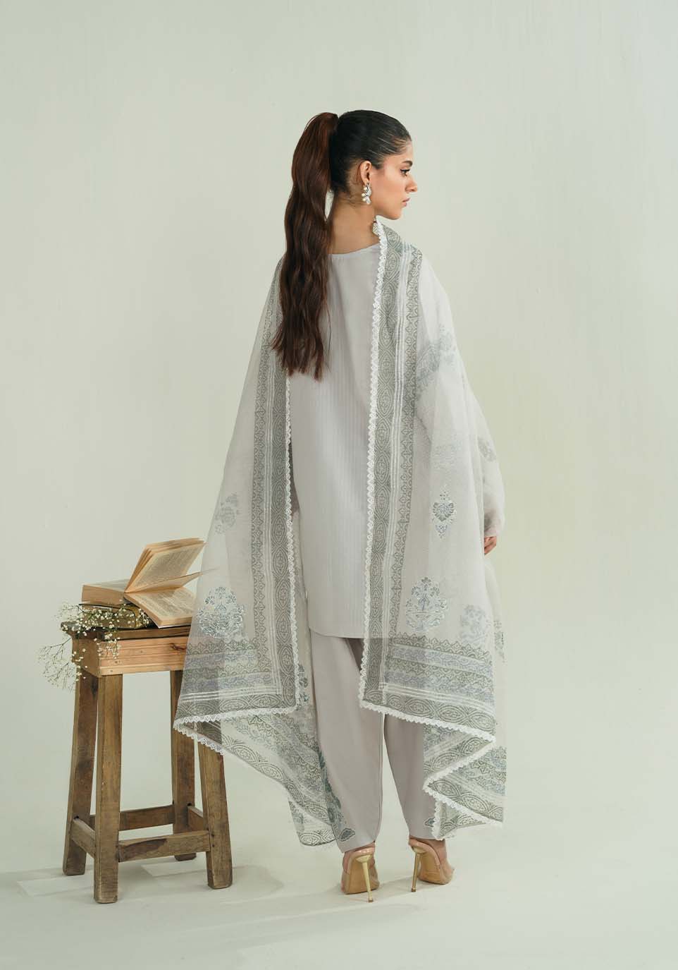 Zarqash | Nazakat Ready to Wear | CHANDNI - House Of Hania