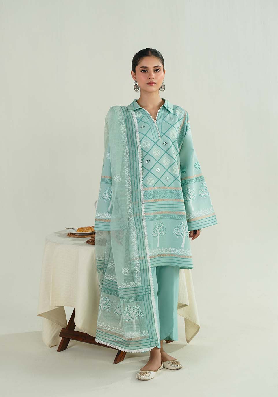 Zarqash | Nazakat Ready to Wear | SEHER - House Of Hania