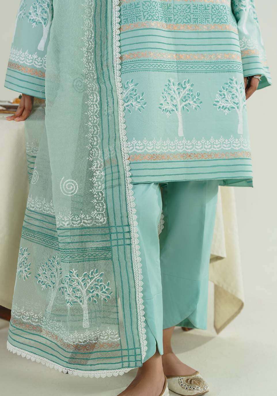 Zarqash | Nazakat Ready to Wear | SEHER - House Of Hania