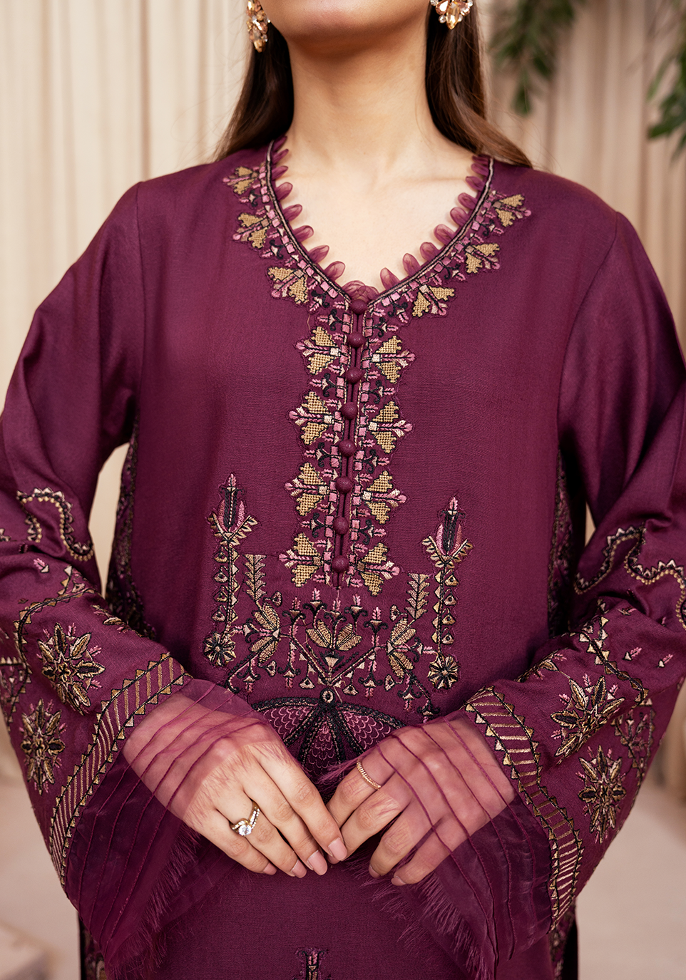 Zarqash | The Winter Luxe Pret | PLUM REVERI - House Of Hania