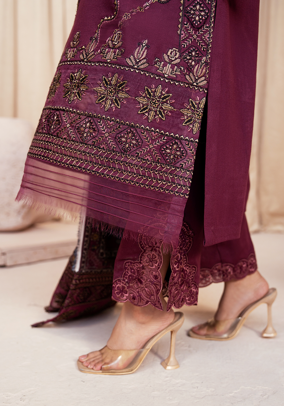 Zarqash | The Winter Luxe Pret | PLUM REVERI - House Of Hania