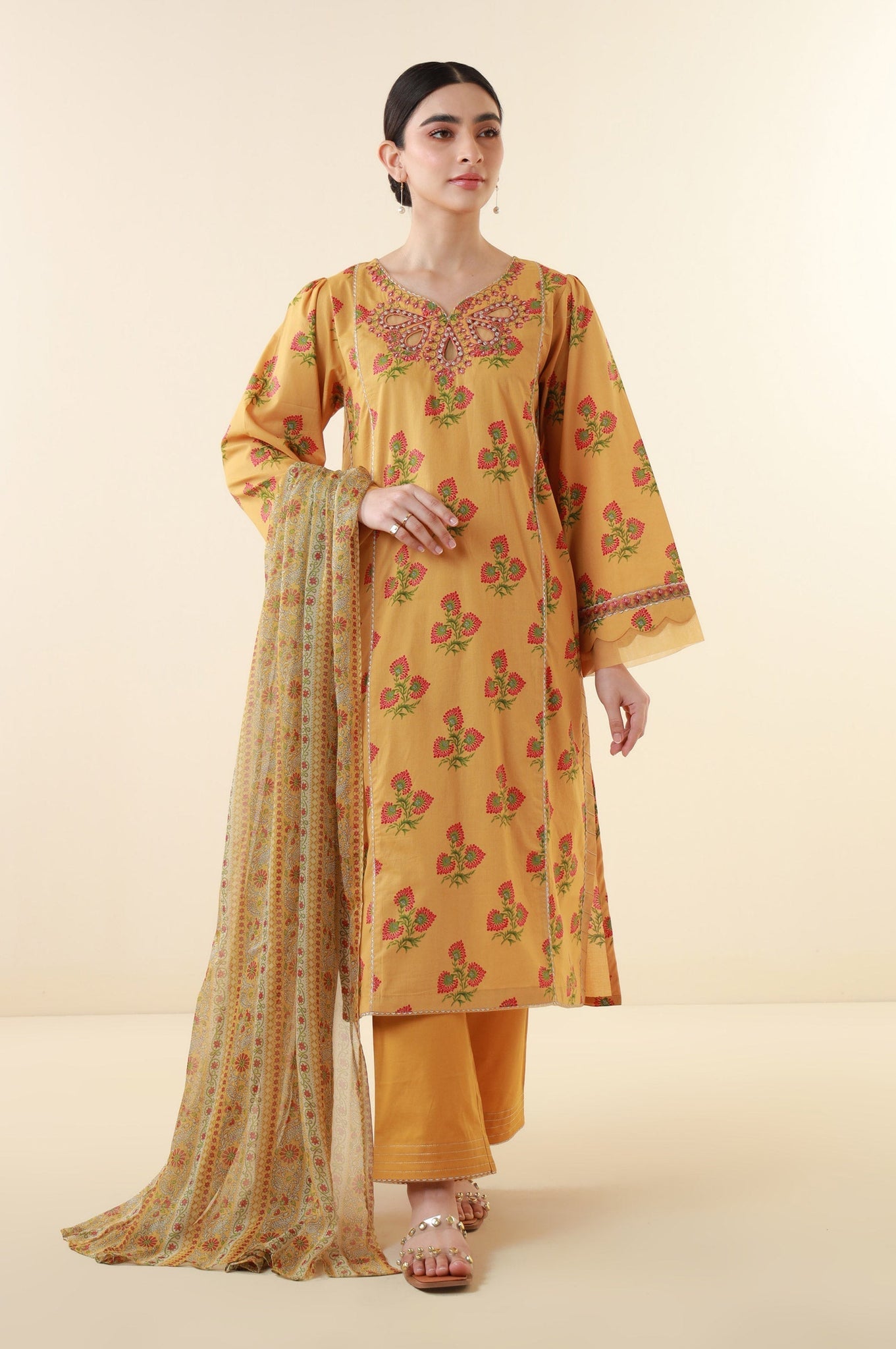 Zeen | Summer Collection 24 | 34209 - House Of Hania