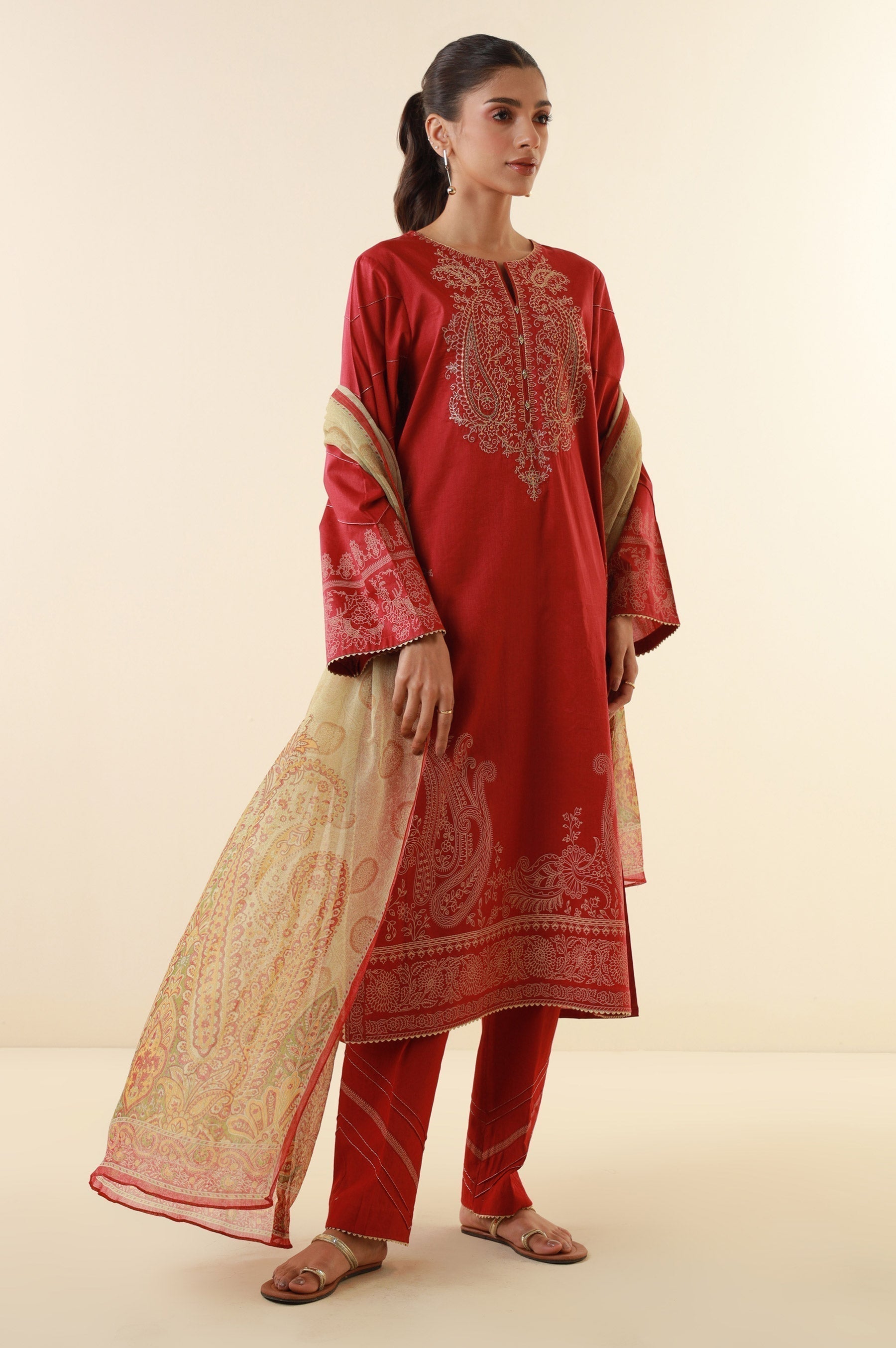 Zeen | Summer Collection 24 | 34211 - House Of Hania