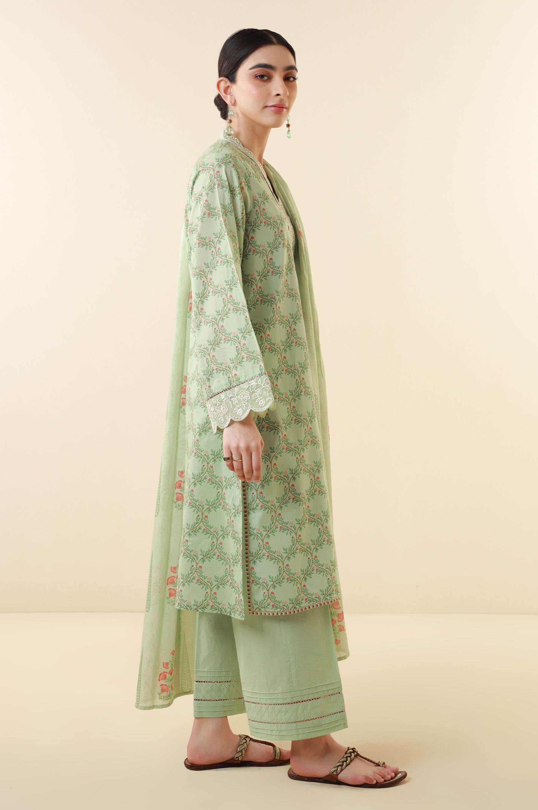 Zeen | Summer Collection 24 | 34217 - House Of Hania