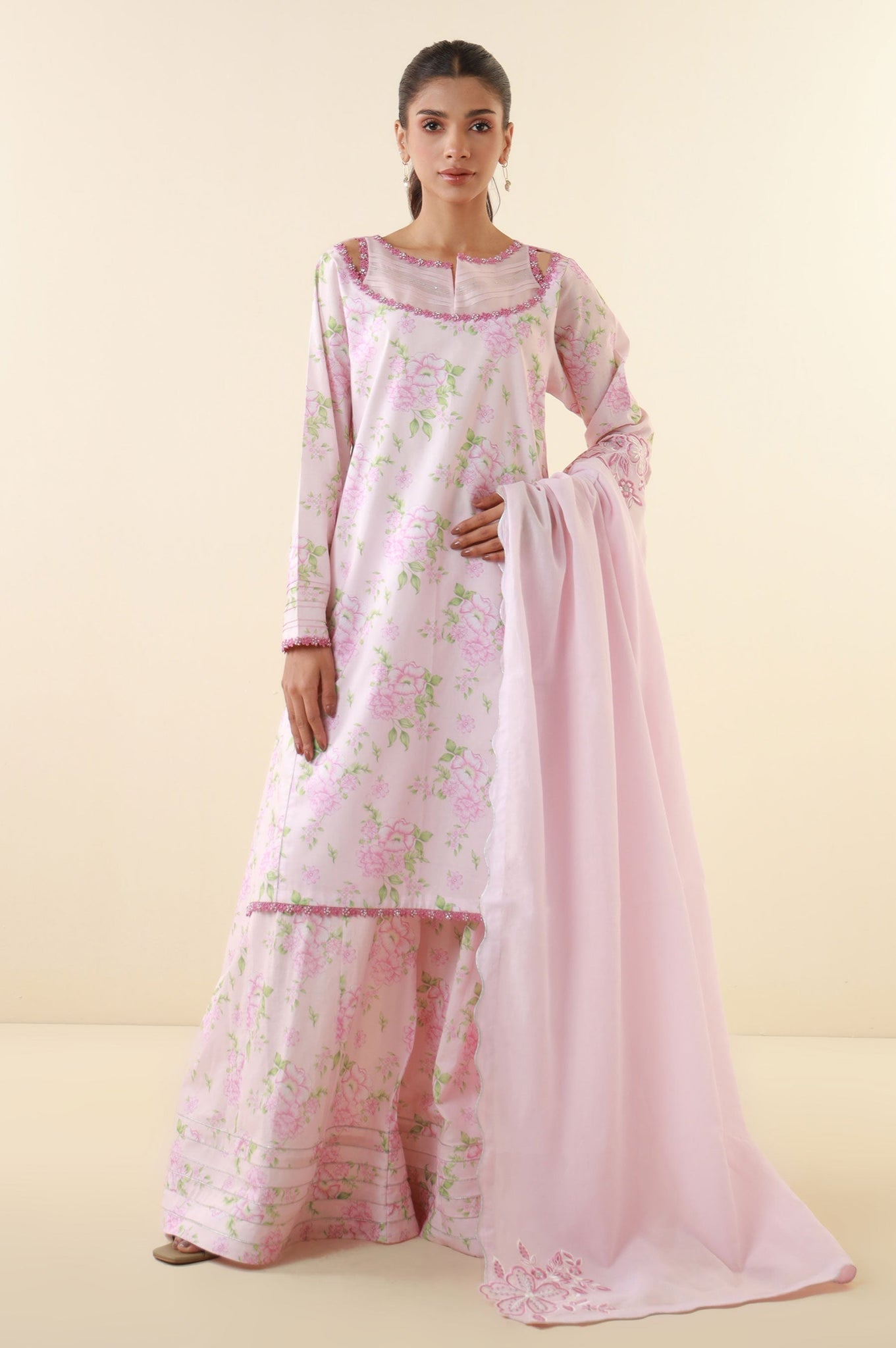Zeen | Summer Collection 24 | 34227 - House Of Hania