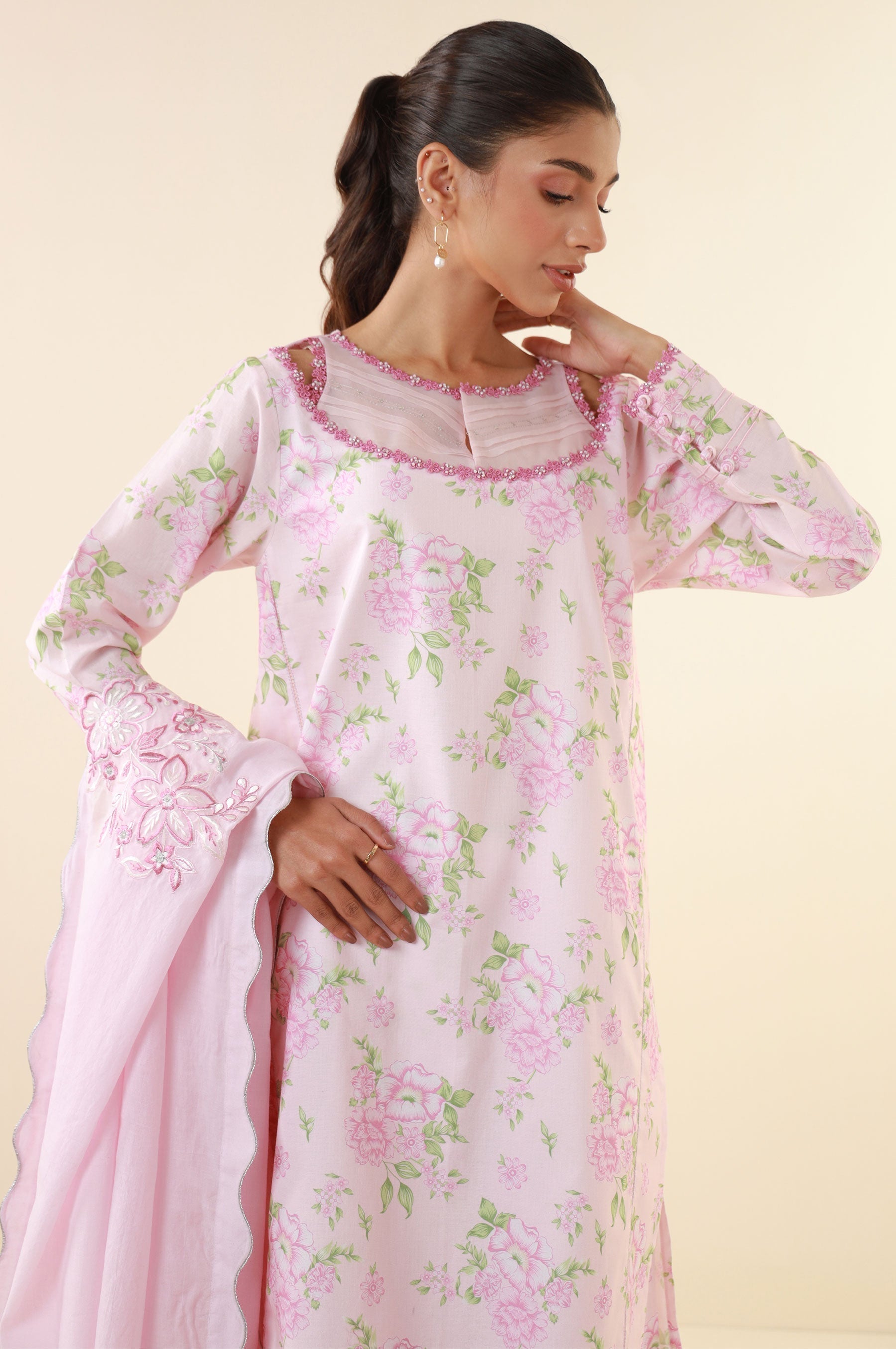 Zeen | Summer Collection 24 | 34227 - House Of Hania