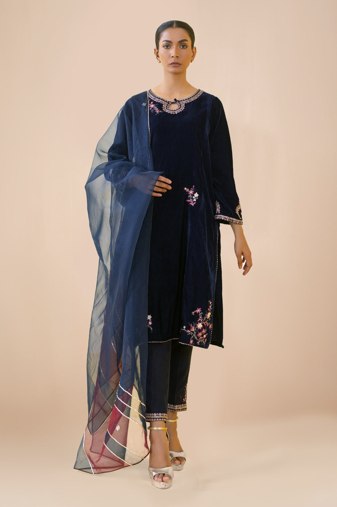 Zeen | Winter Collection | Velvet 12 - House Of Hania