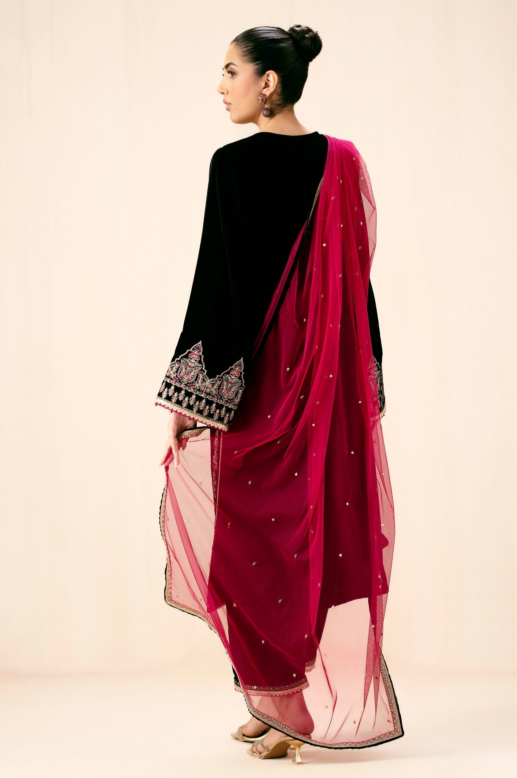 Zeen | Winter Collection | Velvet 28 - House Of Hania