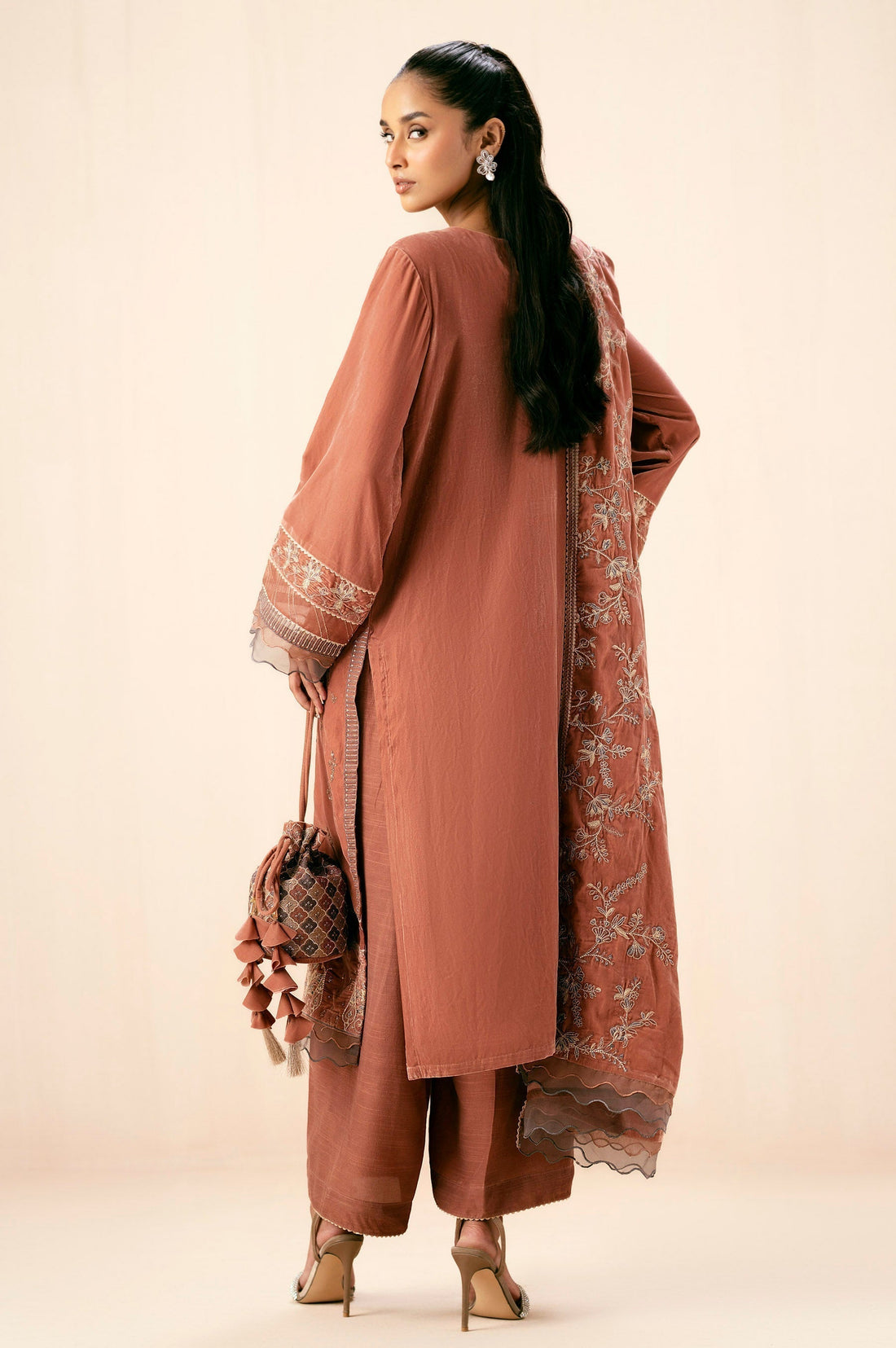 Zeen | Winter Collection | Velvet 29 - House Of Hania